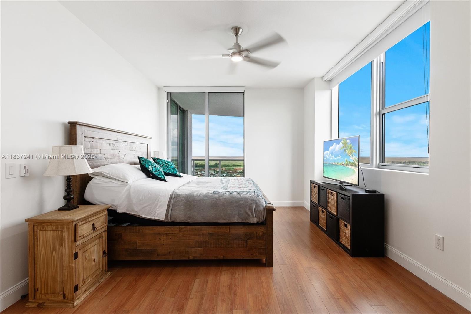 2681 N Flamingo Rd #2508S, Sunrise, Florida image 10