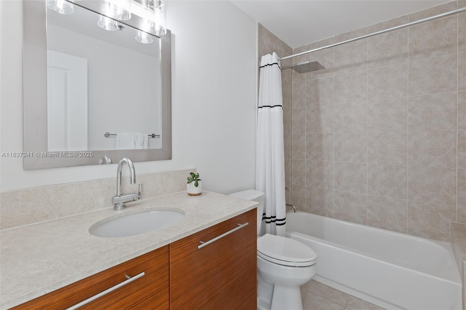 2681 N Flamingo Rd #2508S, Sunrise, Florida image 16