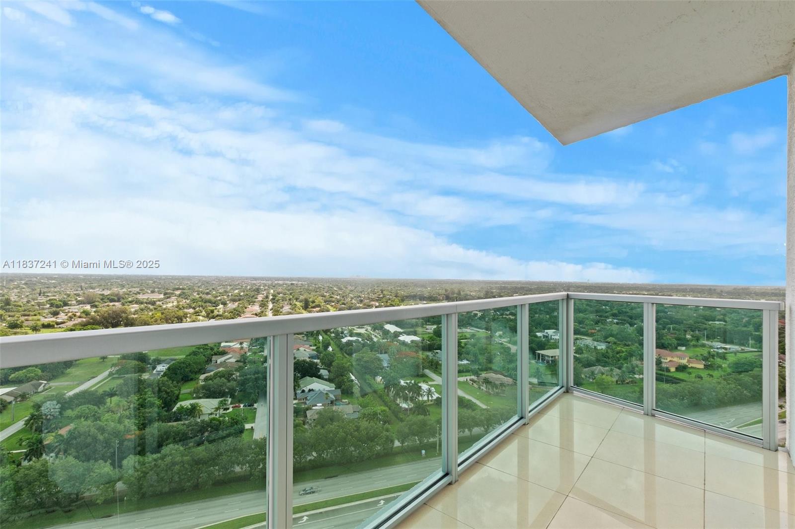2681 N Flamingo Rd #2508S, Sunrise, Florida image 3