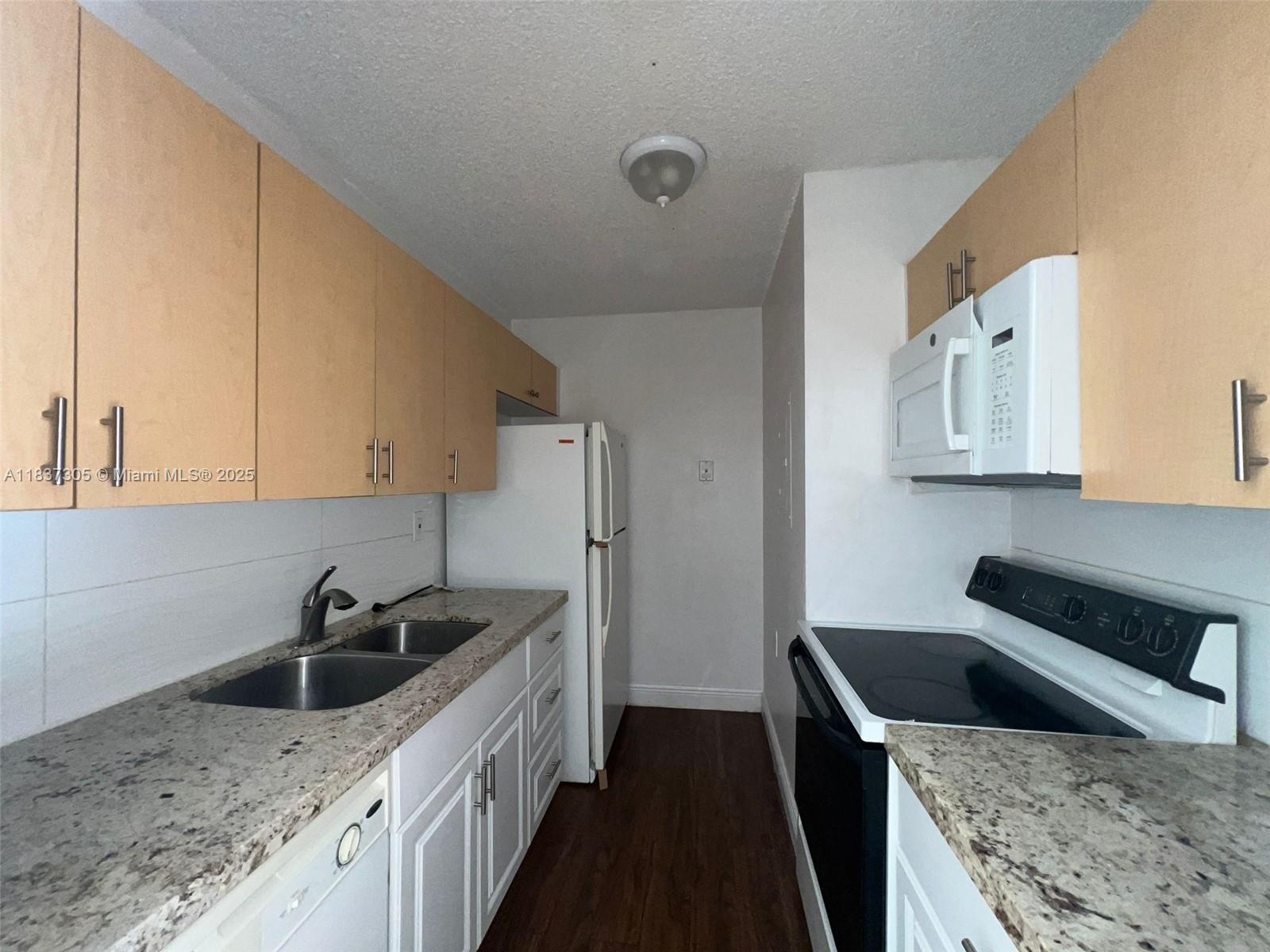 Property photo # 4