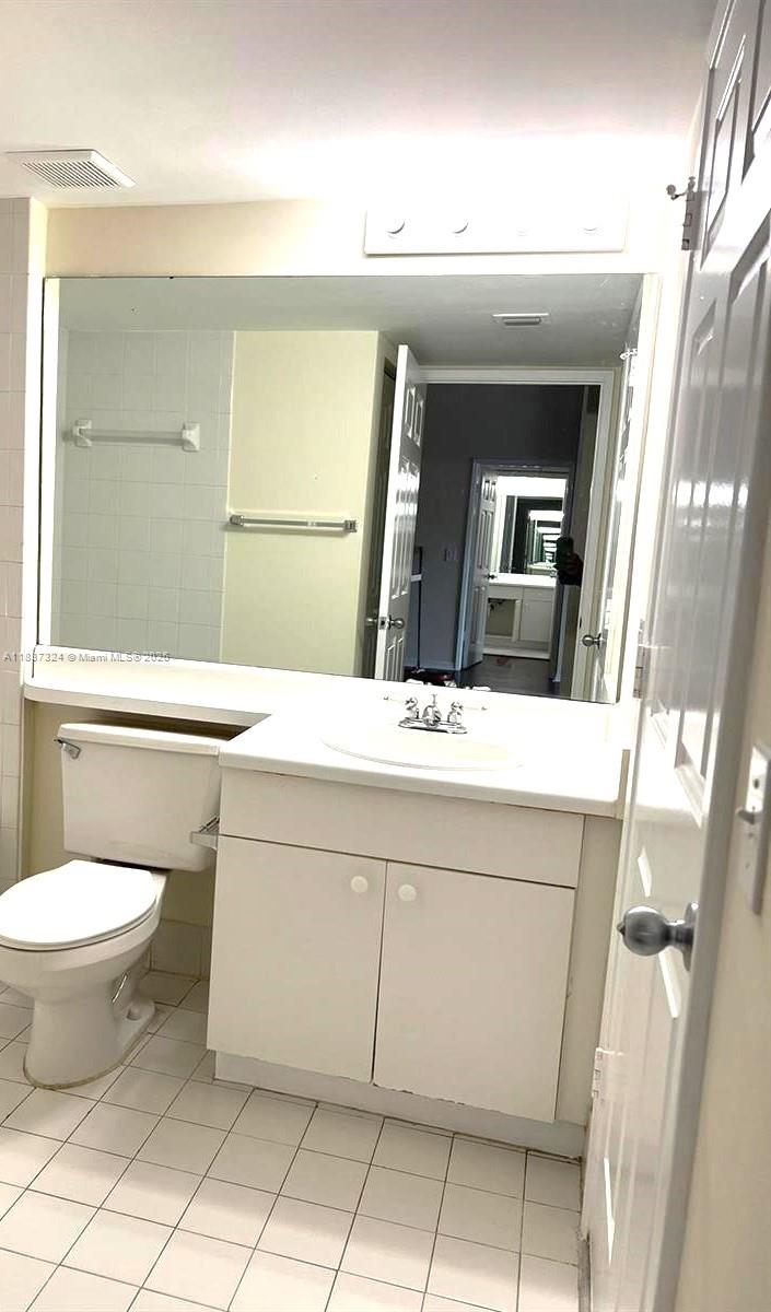 2600 S University Dr #307, Davie, Florida image 14