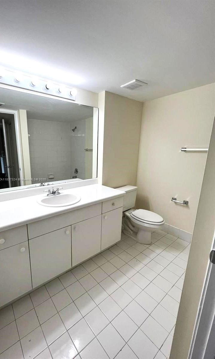 2600 S University Dr #307, Davie, Florida image 16