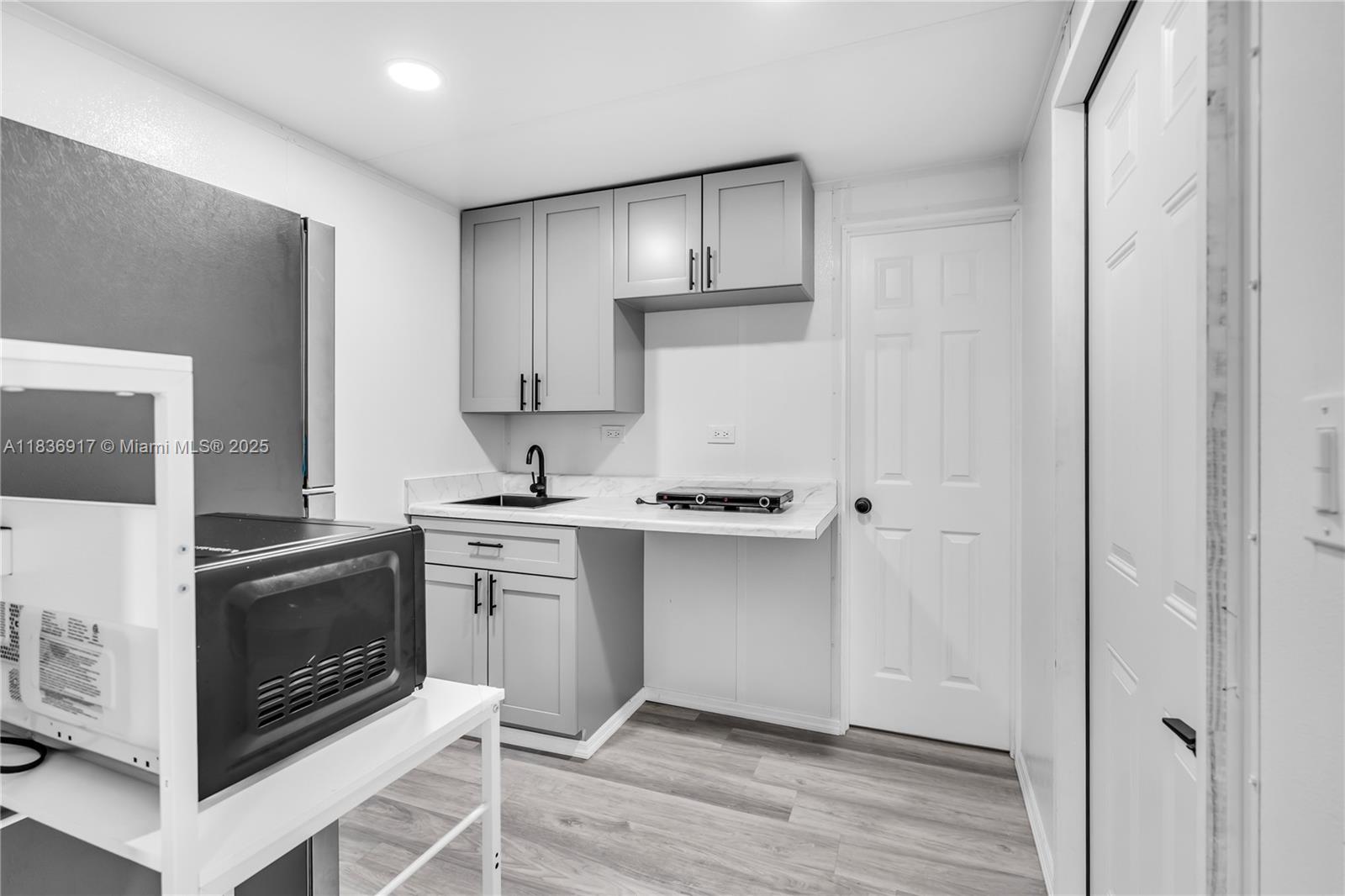1735 NE 147th St, Miami, Florida image 31