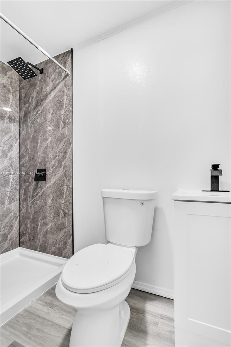 1735 NE 147th St, Miami, Florida image 32