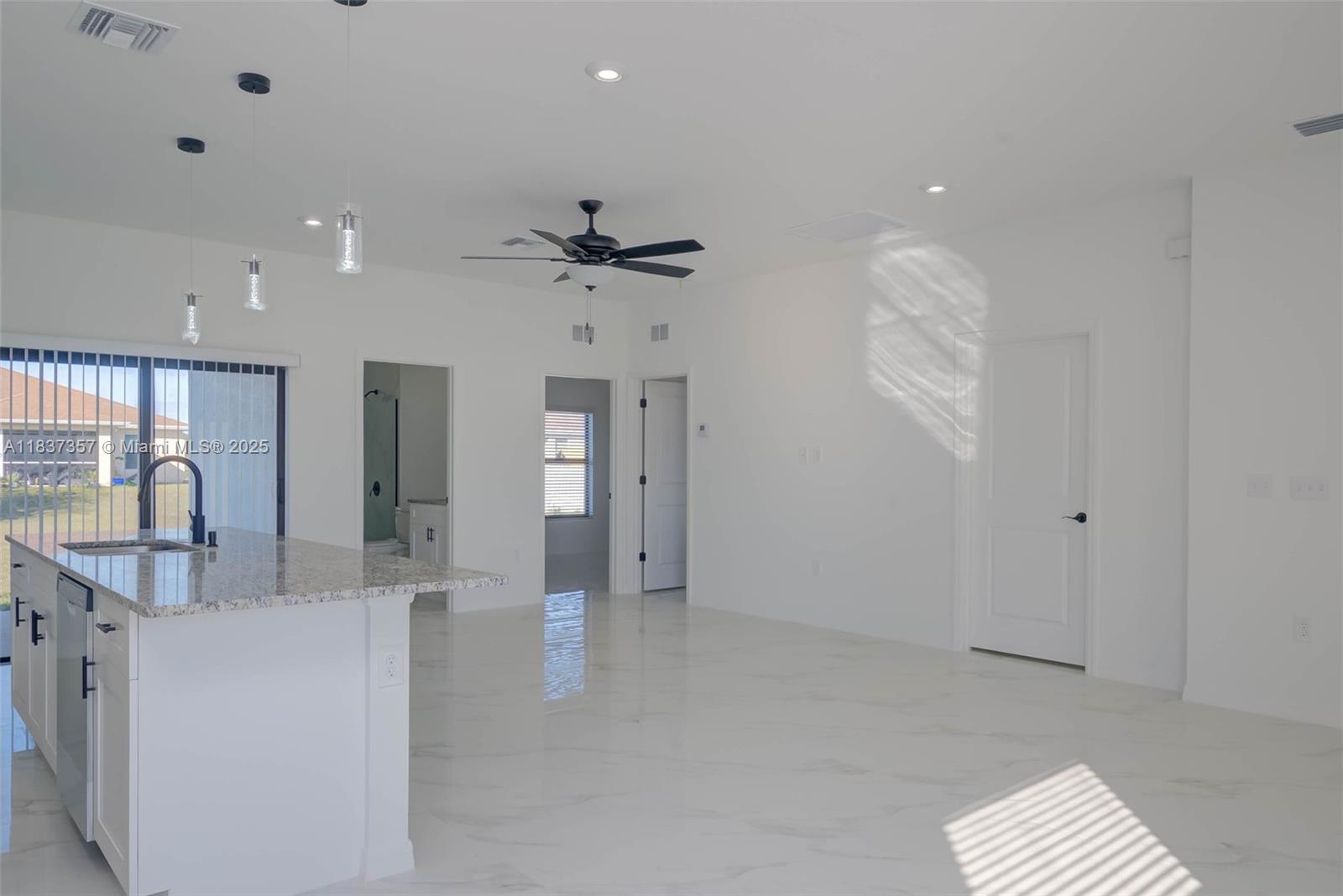 2706 72nd St W, Lehigh Acres, Florida image 3