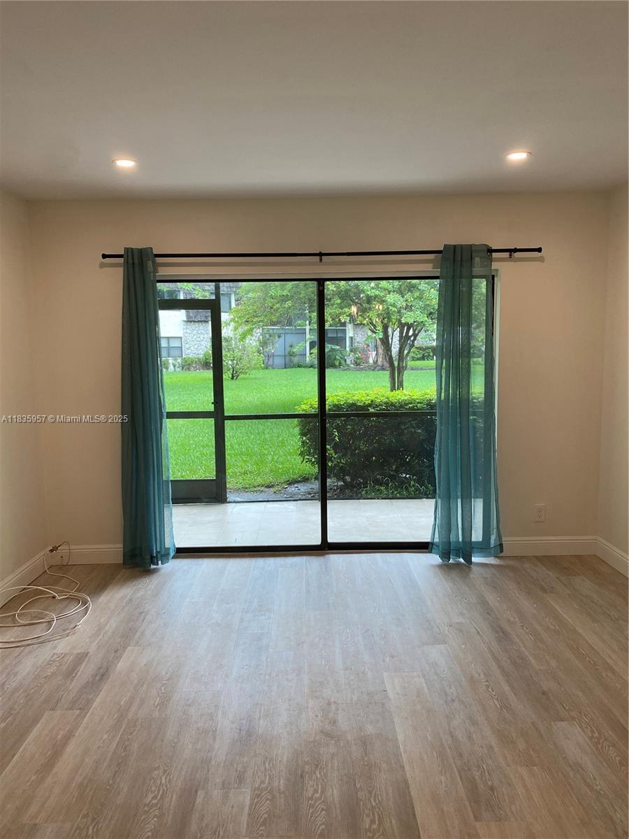 3119 Oakland Shores Dr #C107, Oakland Park, Florida image 3