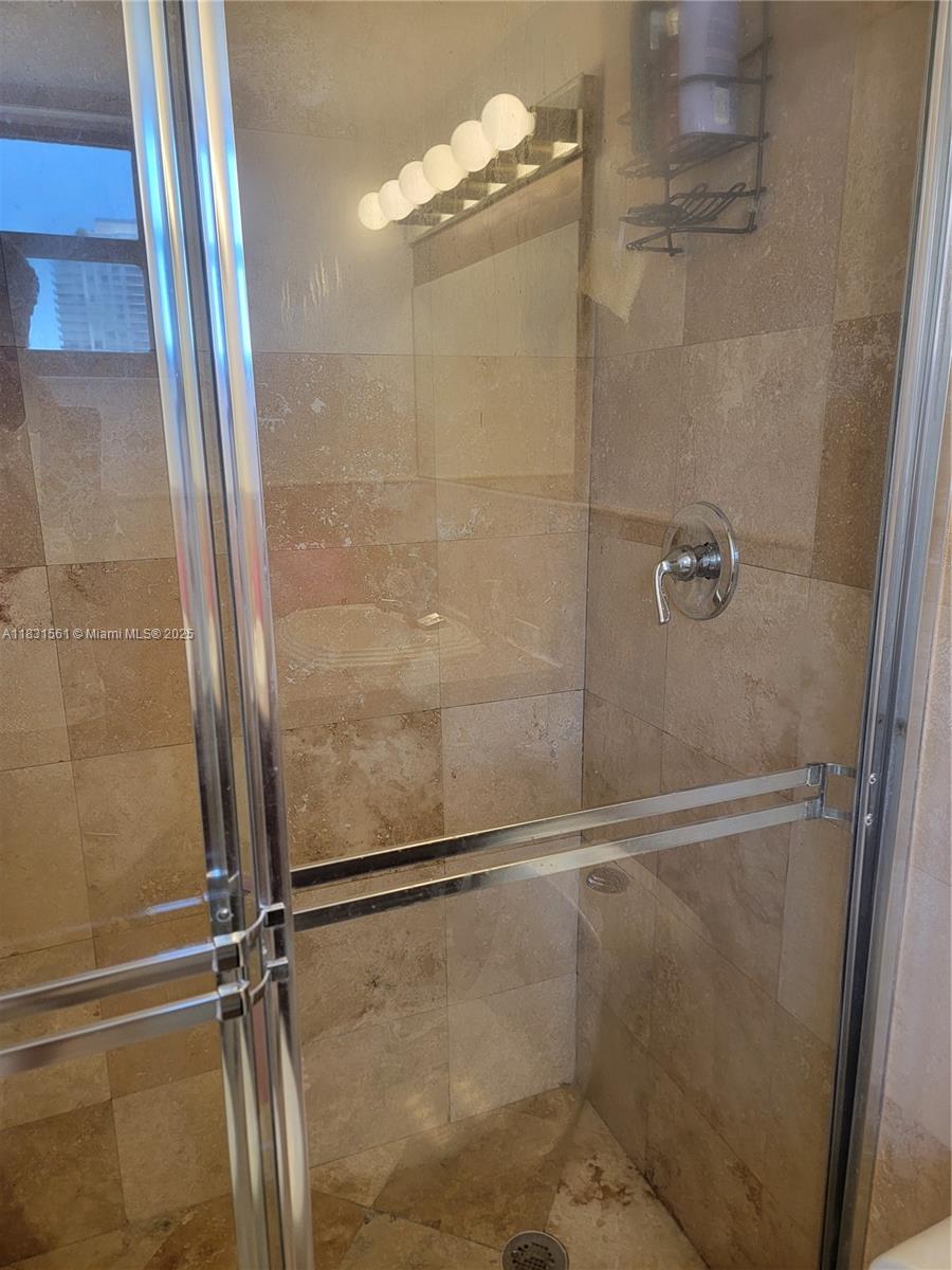 17021 N Bay Rd #1015, Sunny Isles Beach, Florida image 6