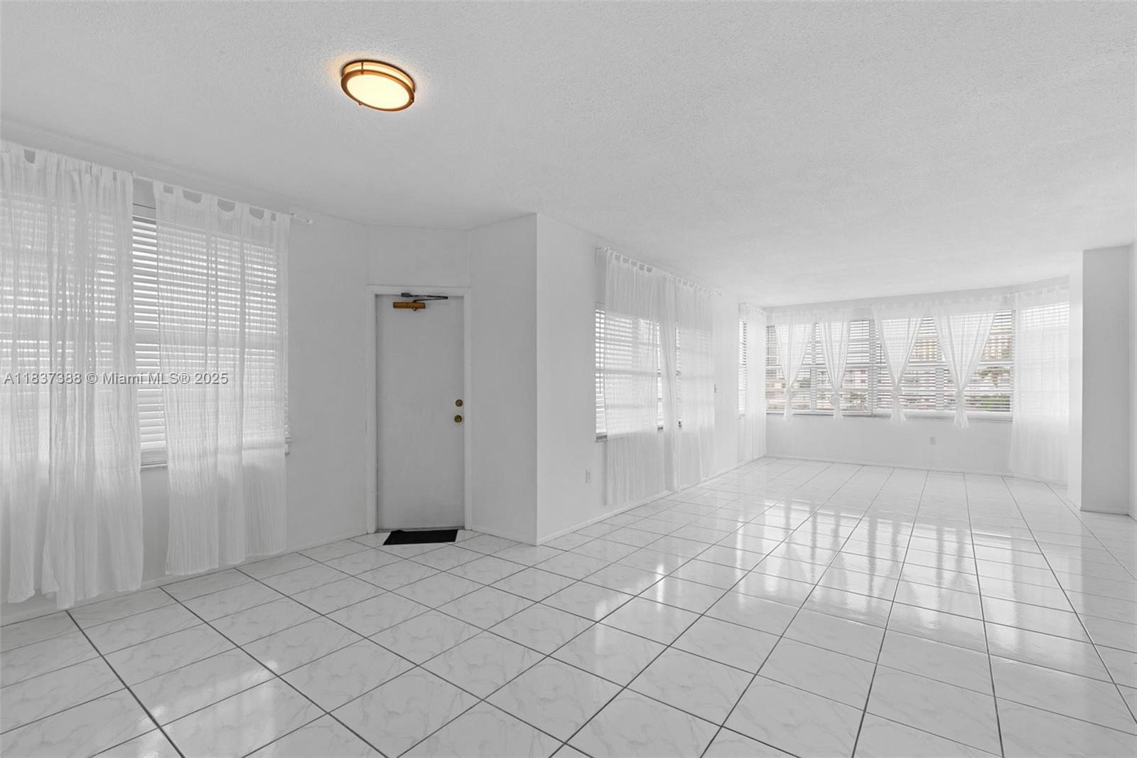 Residential, Hallandale Beach, Florida image 15
