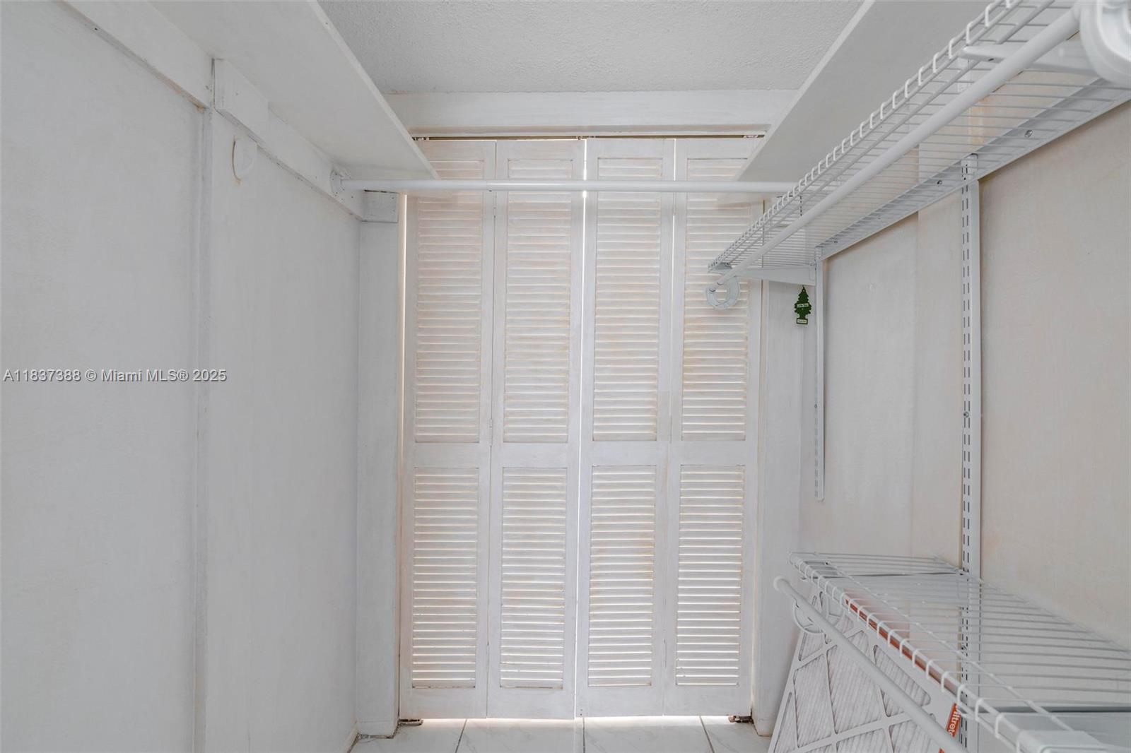 Residential, Hallandale Beach, Florida image 28