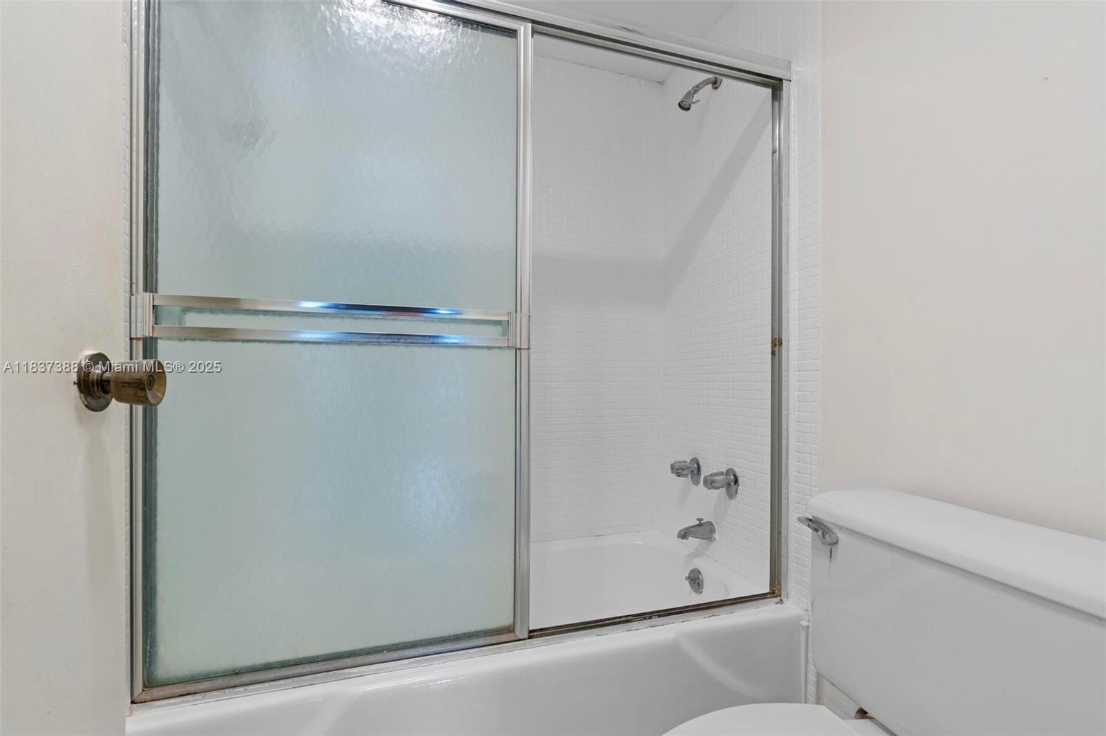 Residential, Hallandale Beach, Florida image 33