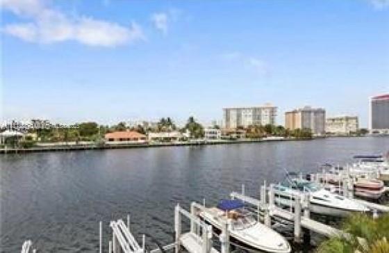Residential, Hallandale Beach, Florida image 5
