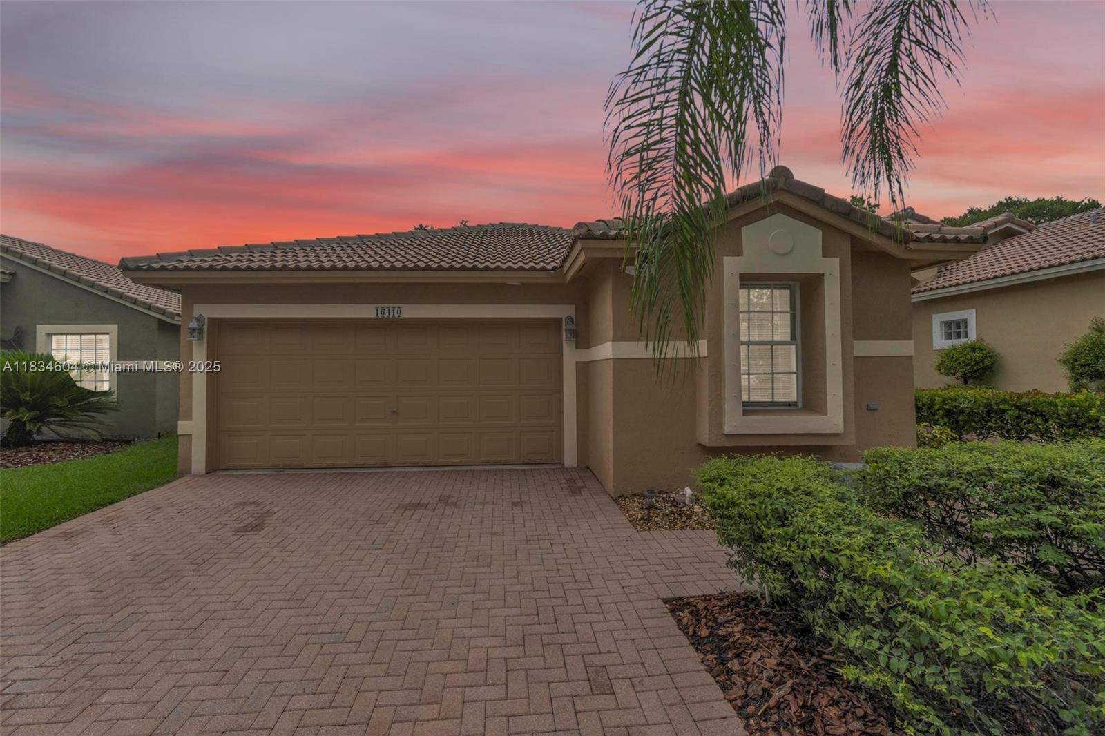 16410 Sapphire Bnd, Weston, Florida image 39