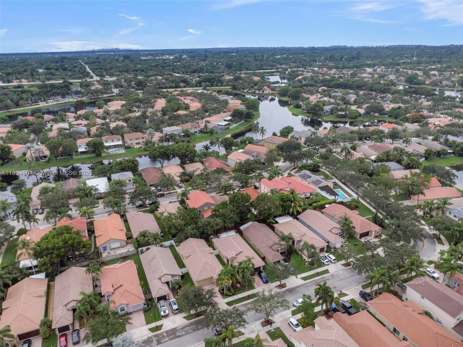 16410 Sapphire Bnd, Weston, Florida image 46