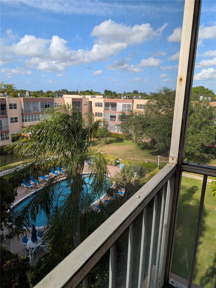 6751 Cypress Rd #405, Plantation, Florida image 22