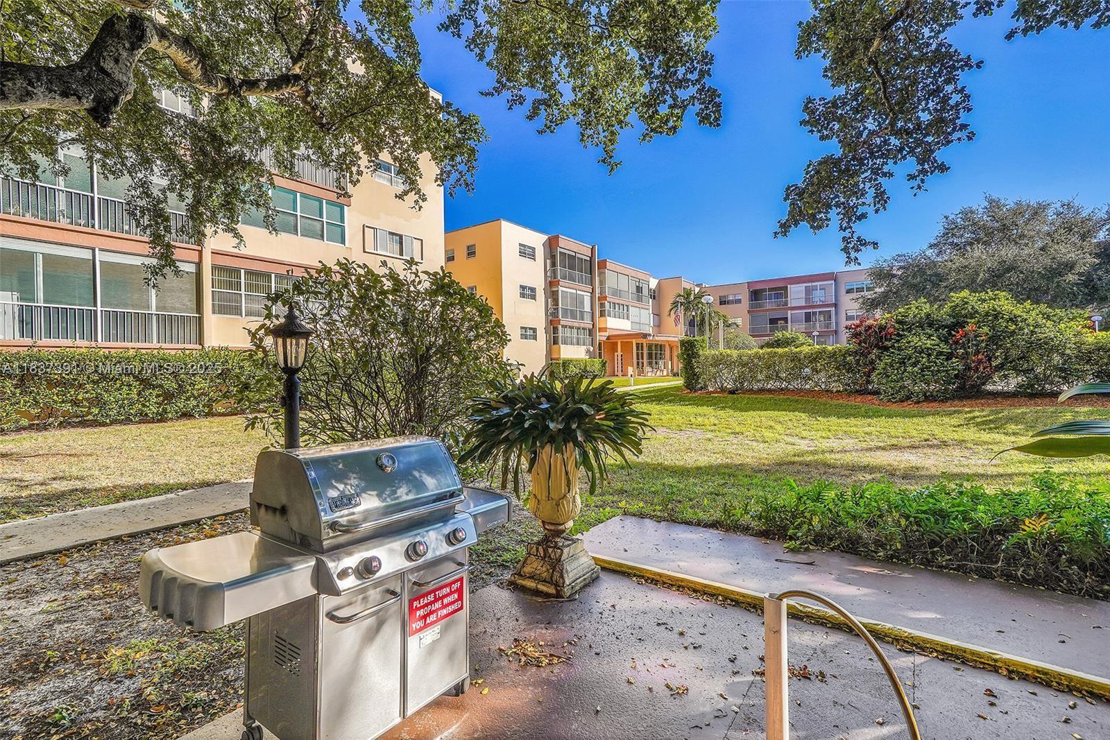 6751 Cypress Rd #405, Plantation, Florida image 27