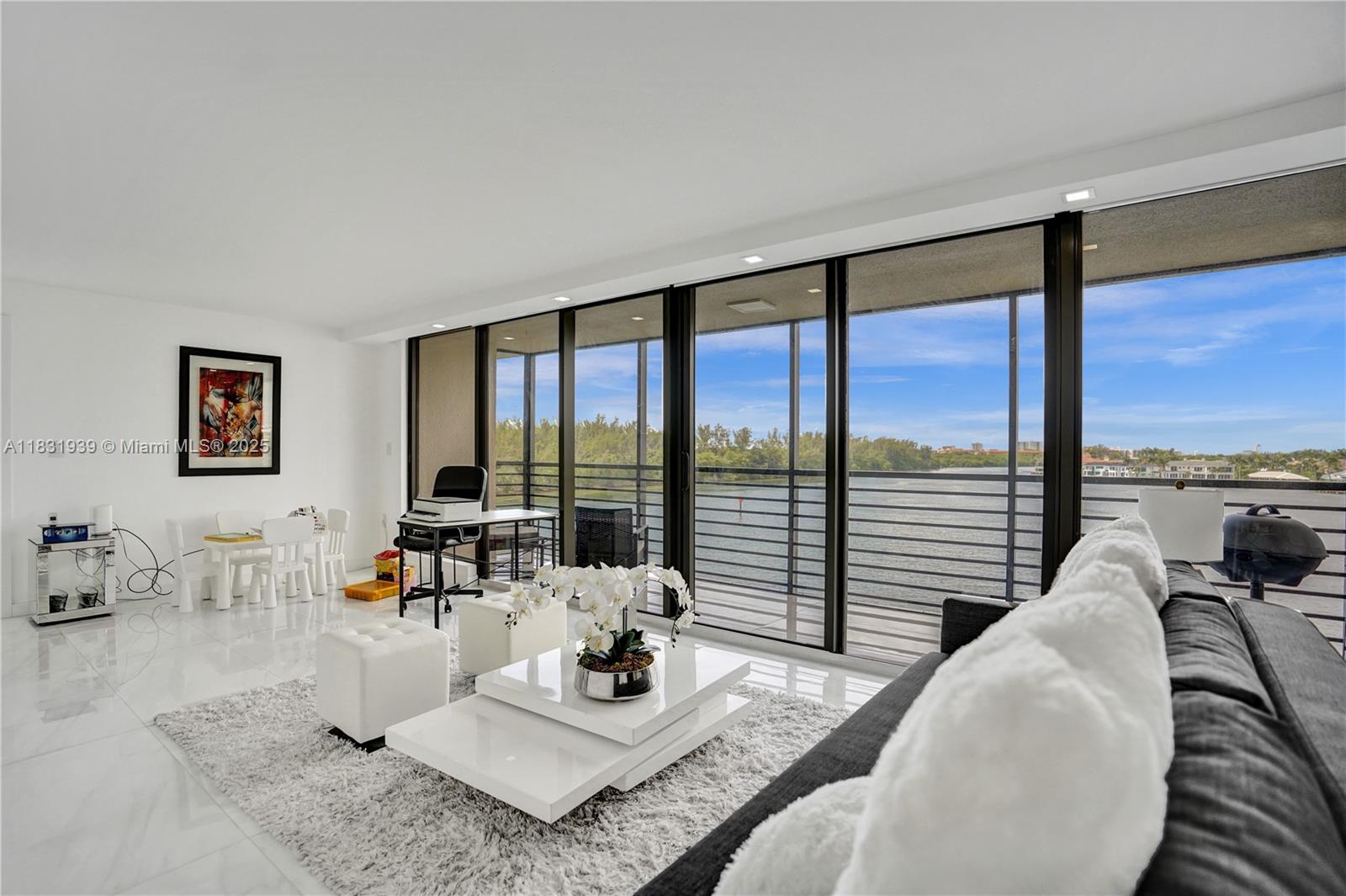 Property photo # 2