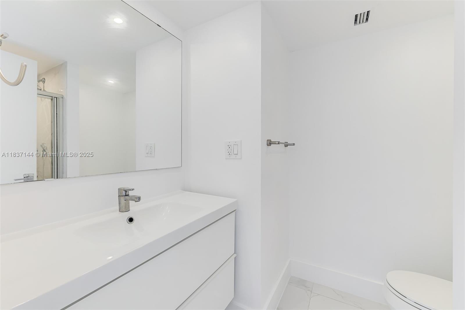 5701 Collins Ave #1611, Miami Beach, Florida image 23