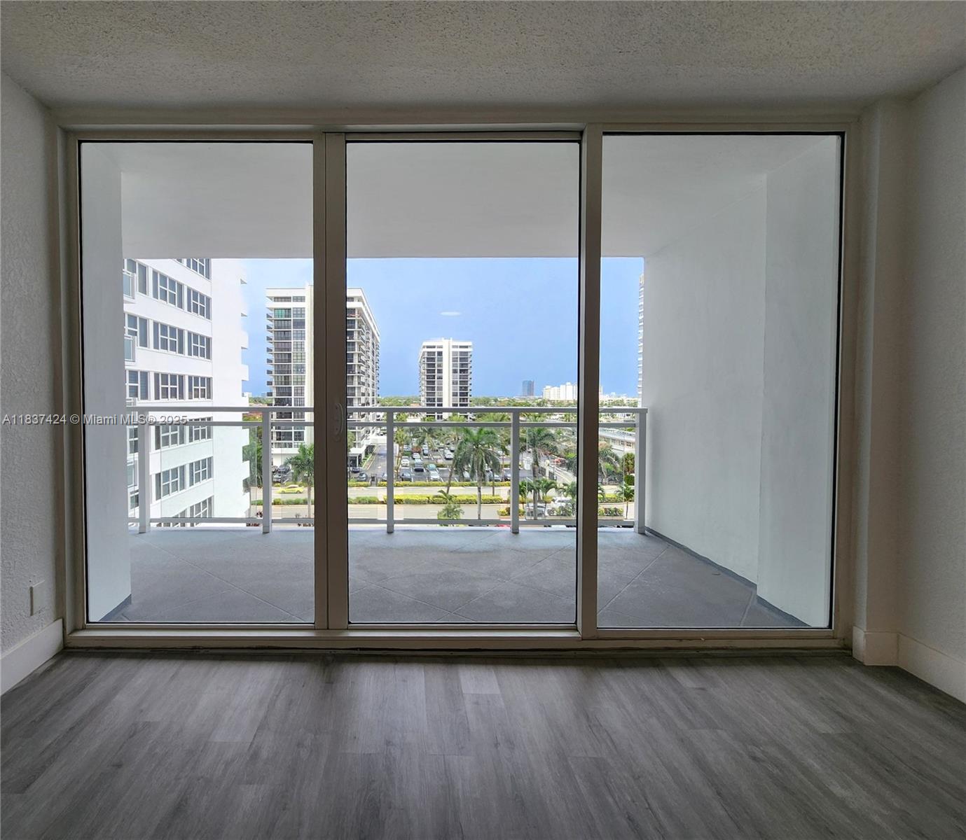 2030 S Ocean Dr #502, Hallandale Beach, Florida image 11