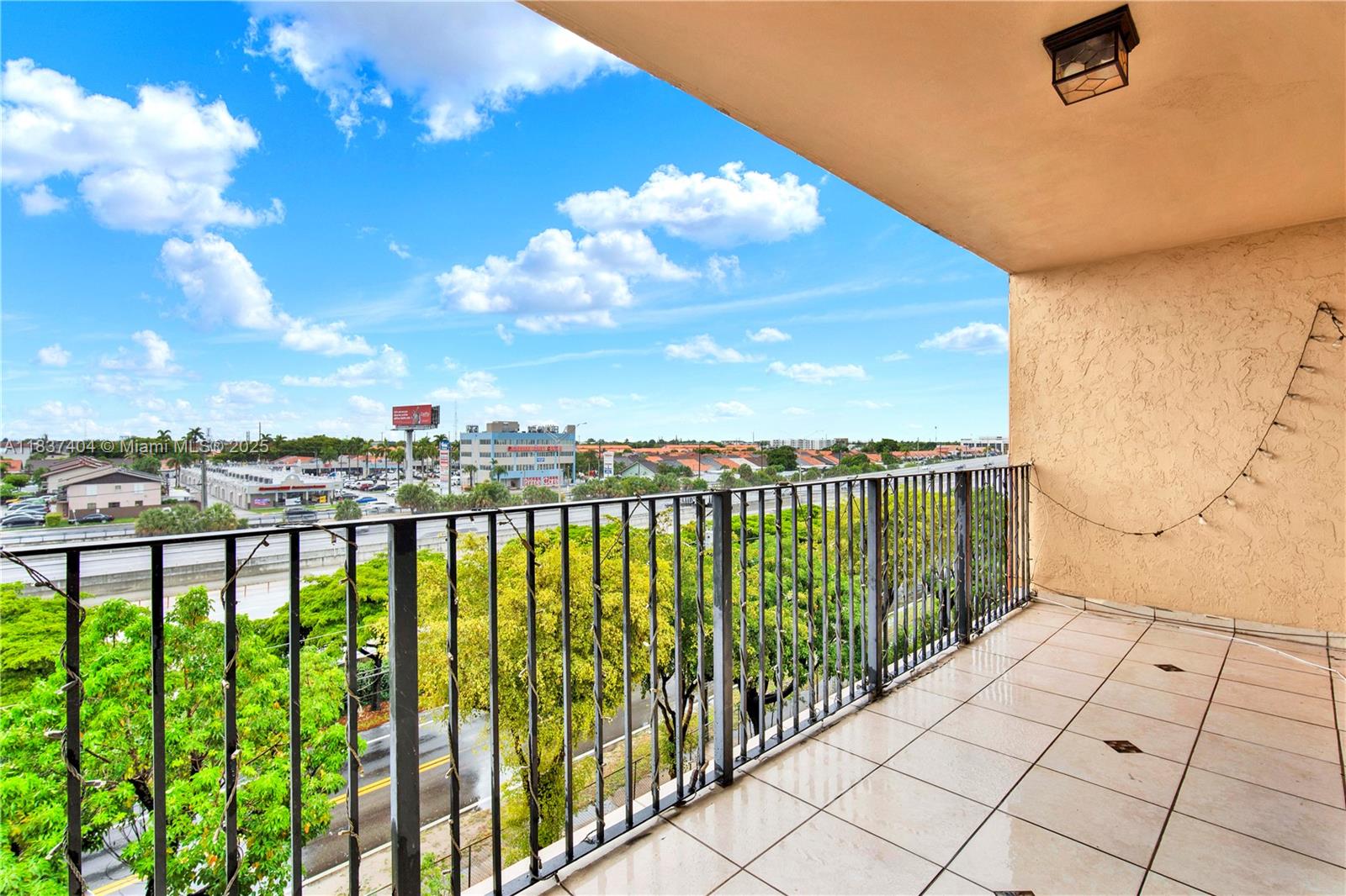 1990 W 56th St #1407, Hialeah, Florida image 21