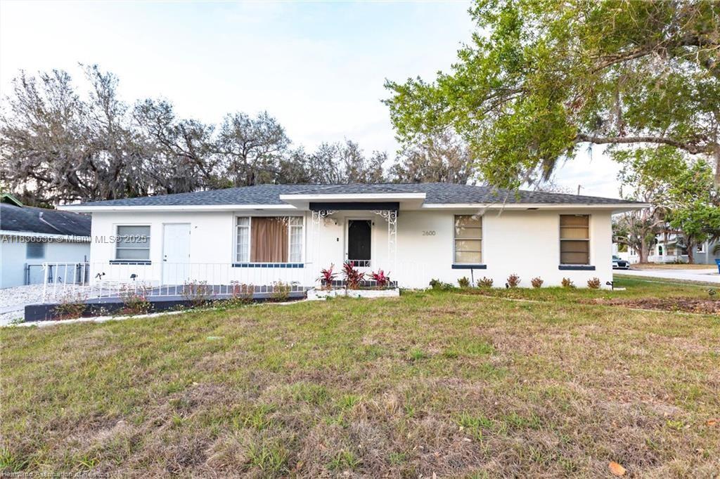 2600 Lakeview Drive, Sebring, Florida image 1
