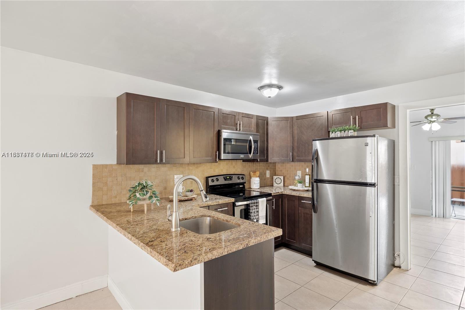 Property photo # 6