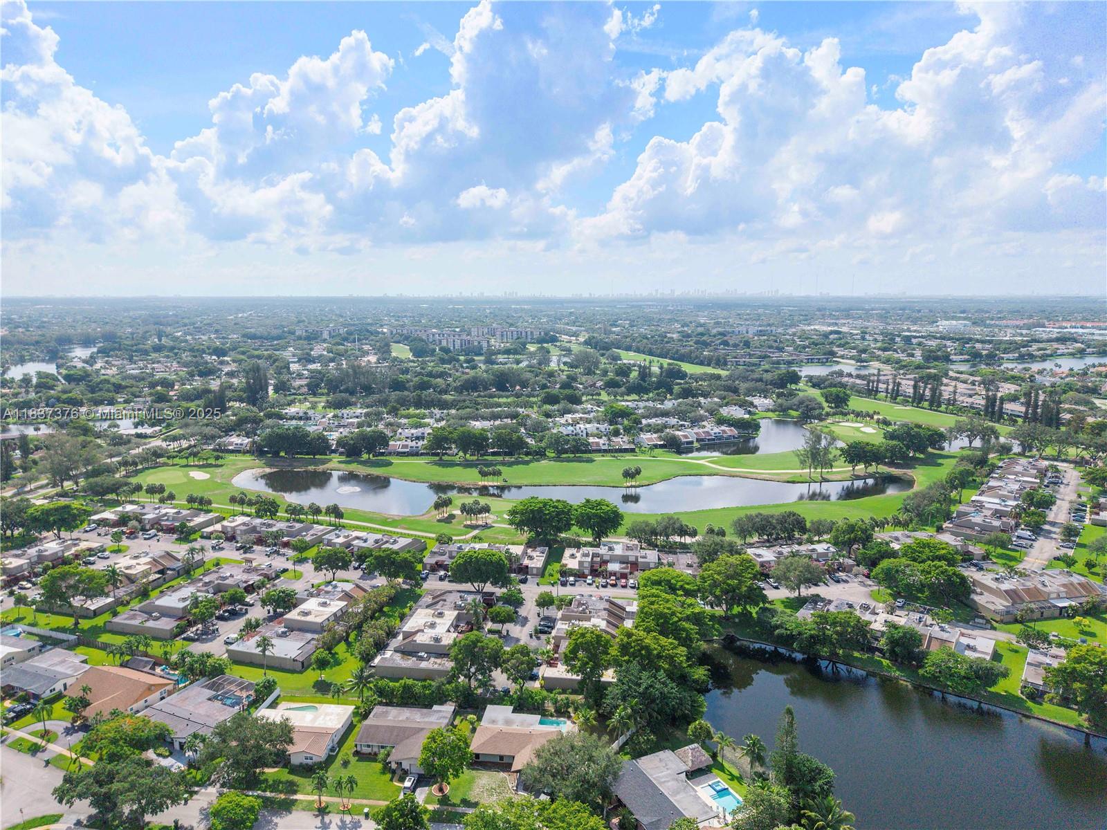 1512 NW 113th Way, Pembroke Pines, Florida image 46
