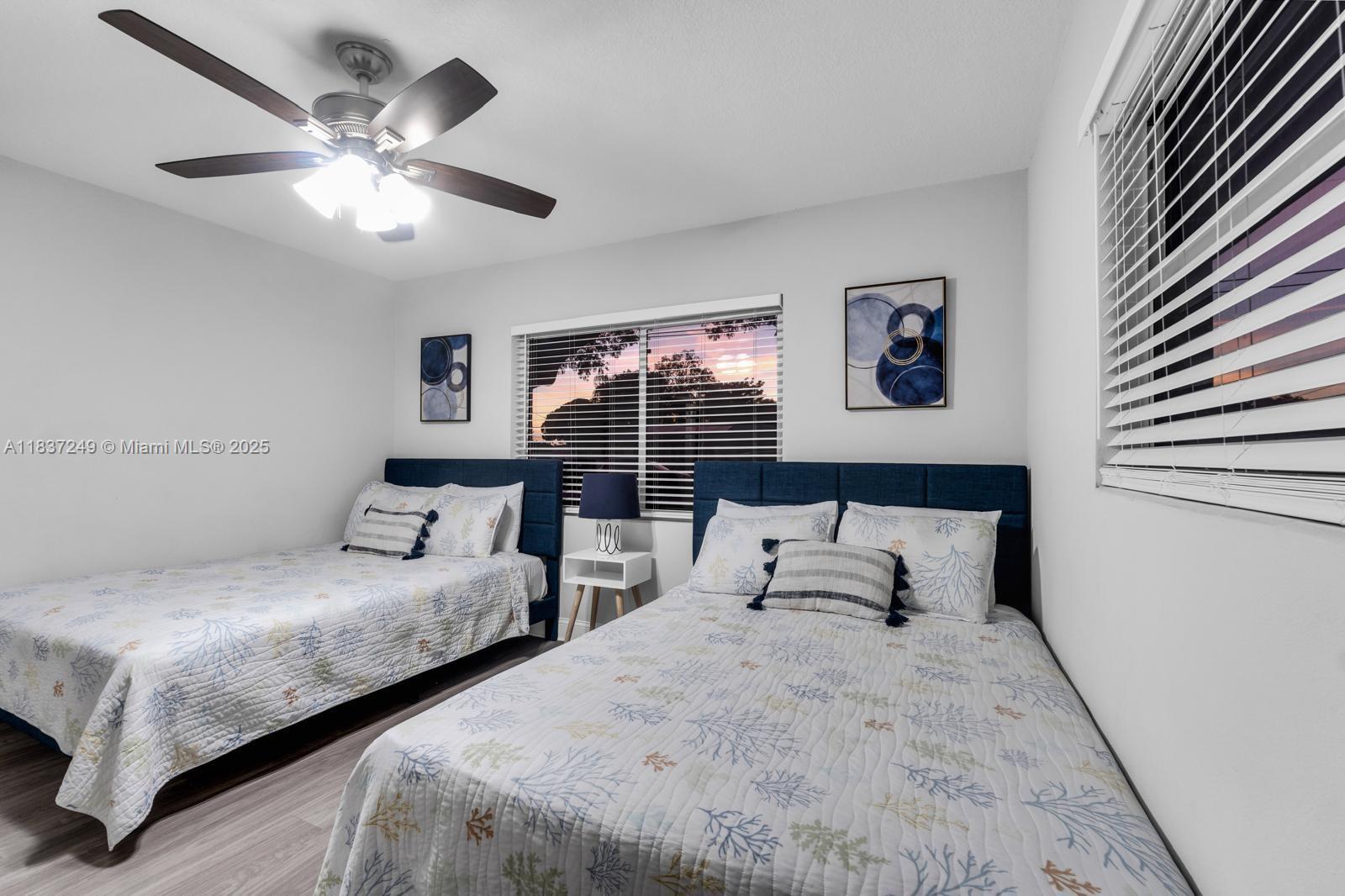 809 E Glen Oak, Clearwater, Florida image 4
