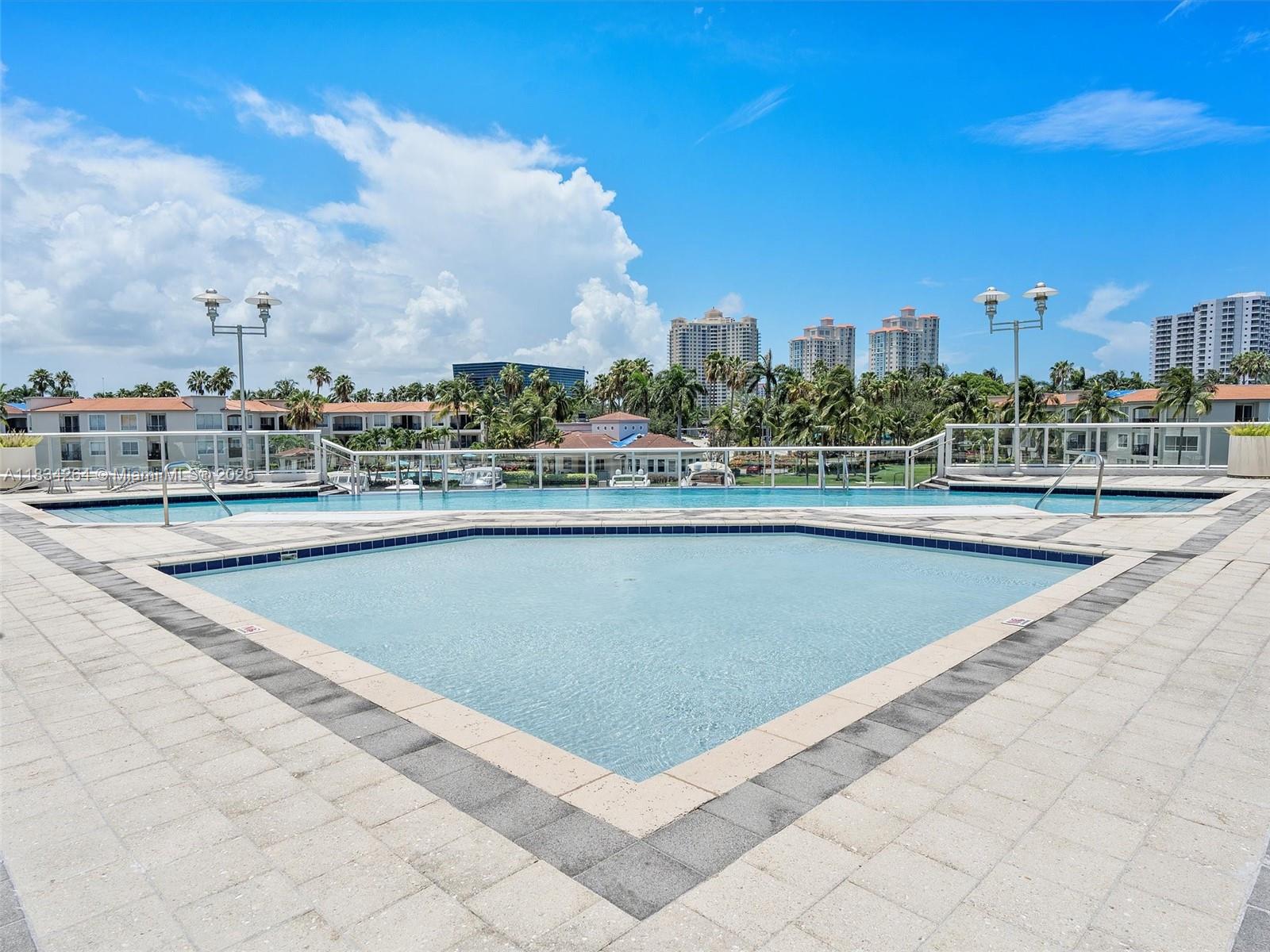 3131 NE 188th St #2-903, Aventura, Florida image 24