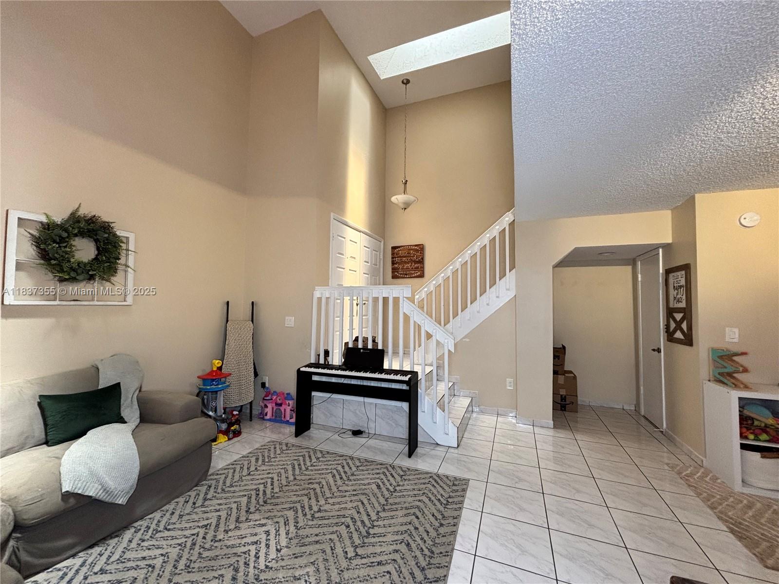 11236 SW 11 St, Pembroke Pines, Florida image 18