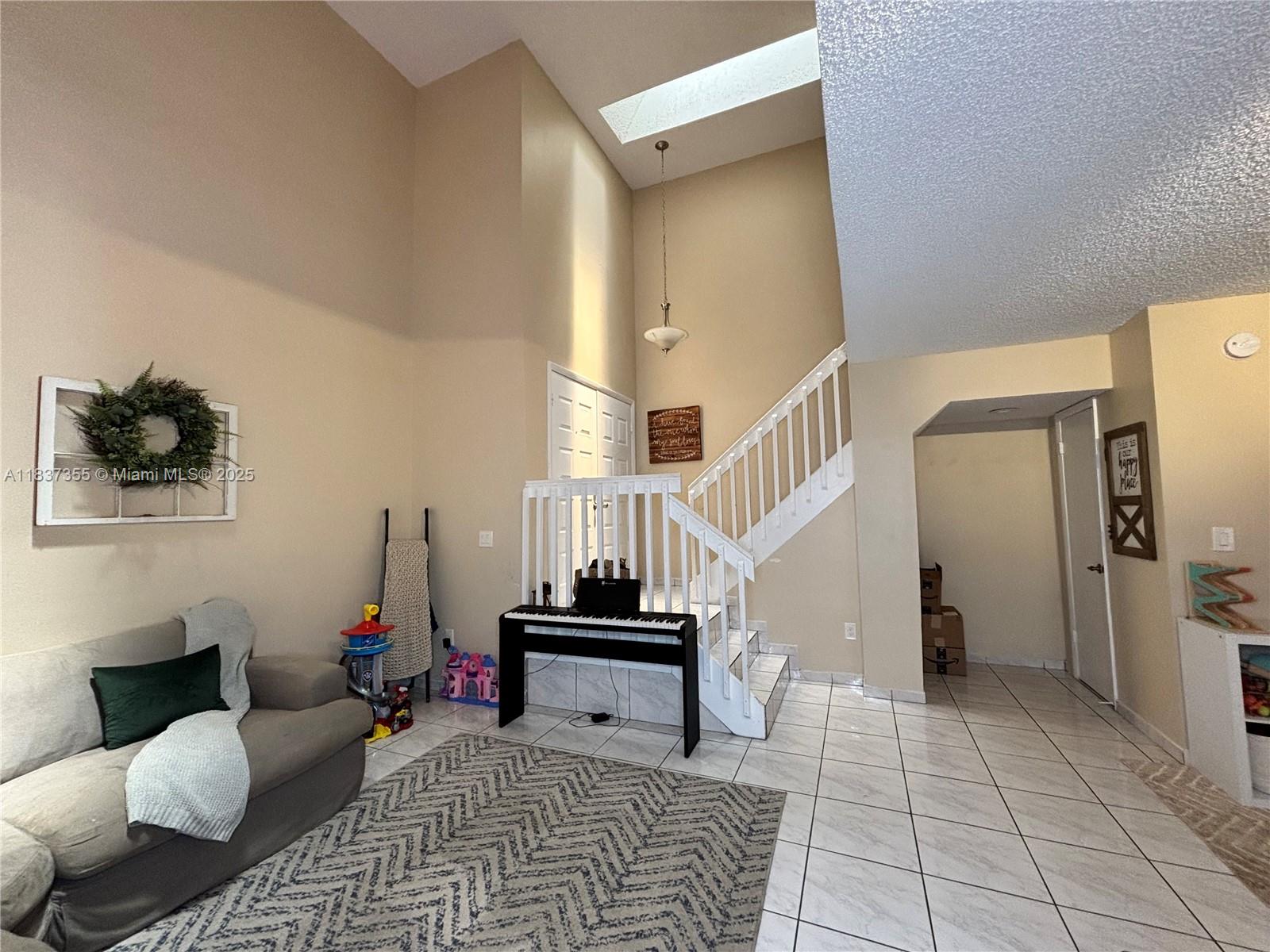 11236 SW 11 St, Pembroke Pines, Florida image 19