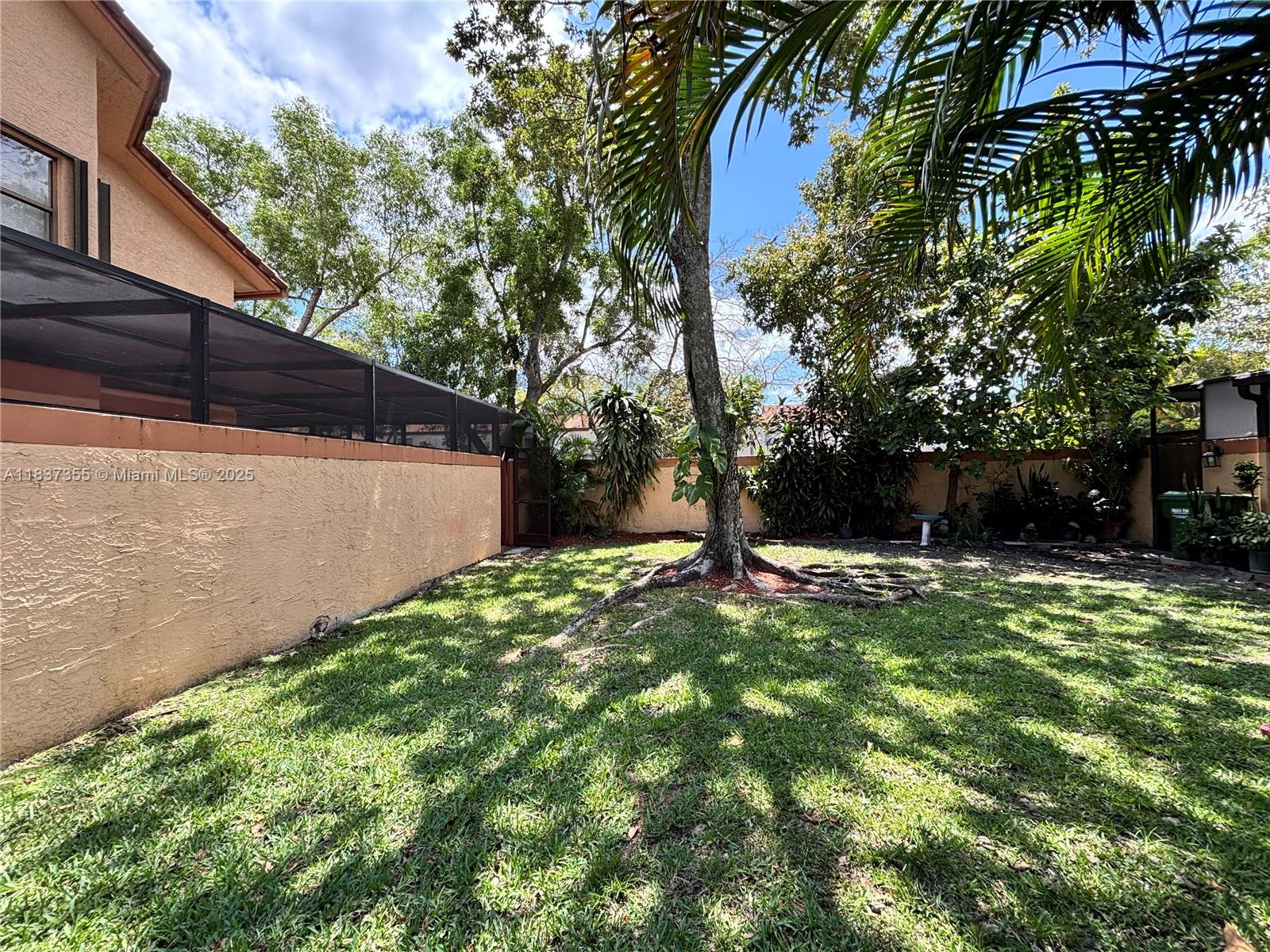 11236 SW 11 St, Pembroke Pines, Florida image 20