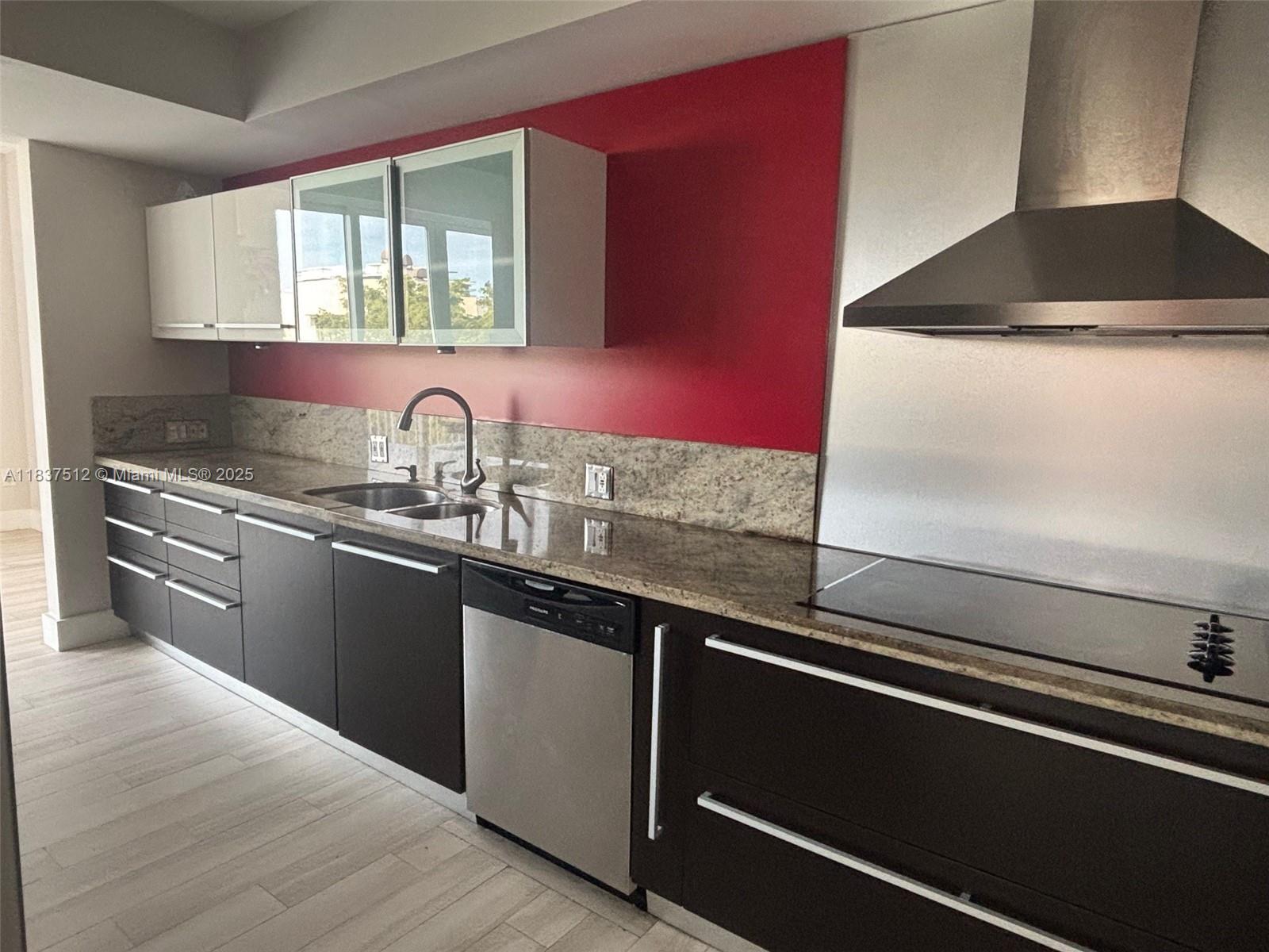 Property photo # 2