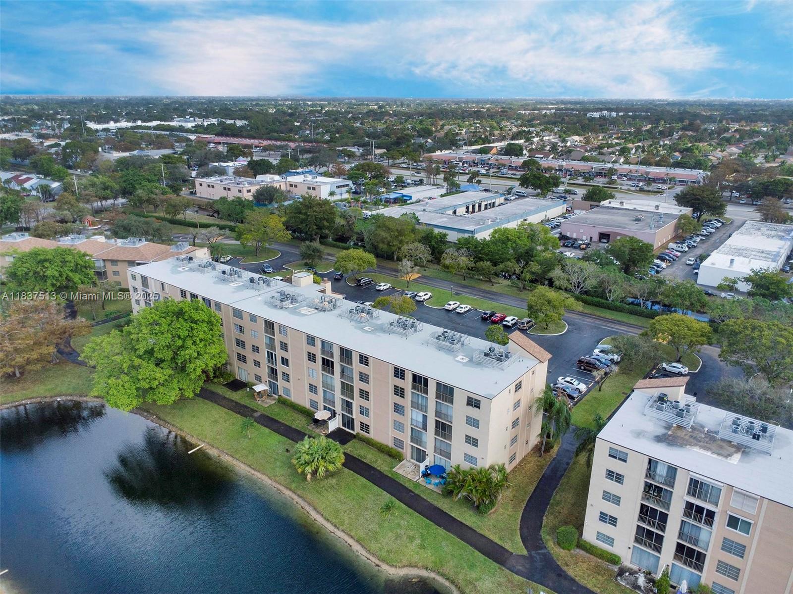 Residential, Lauderhill, Florida image 18