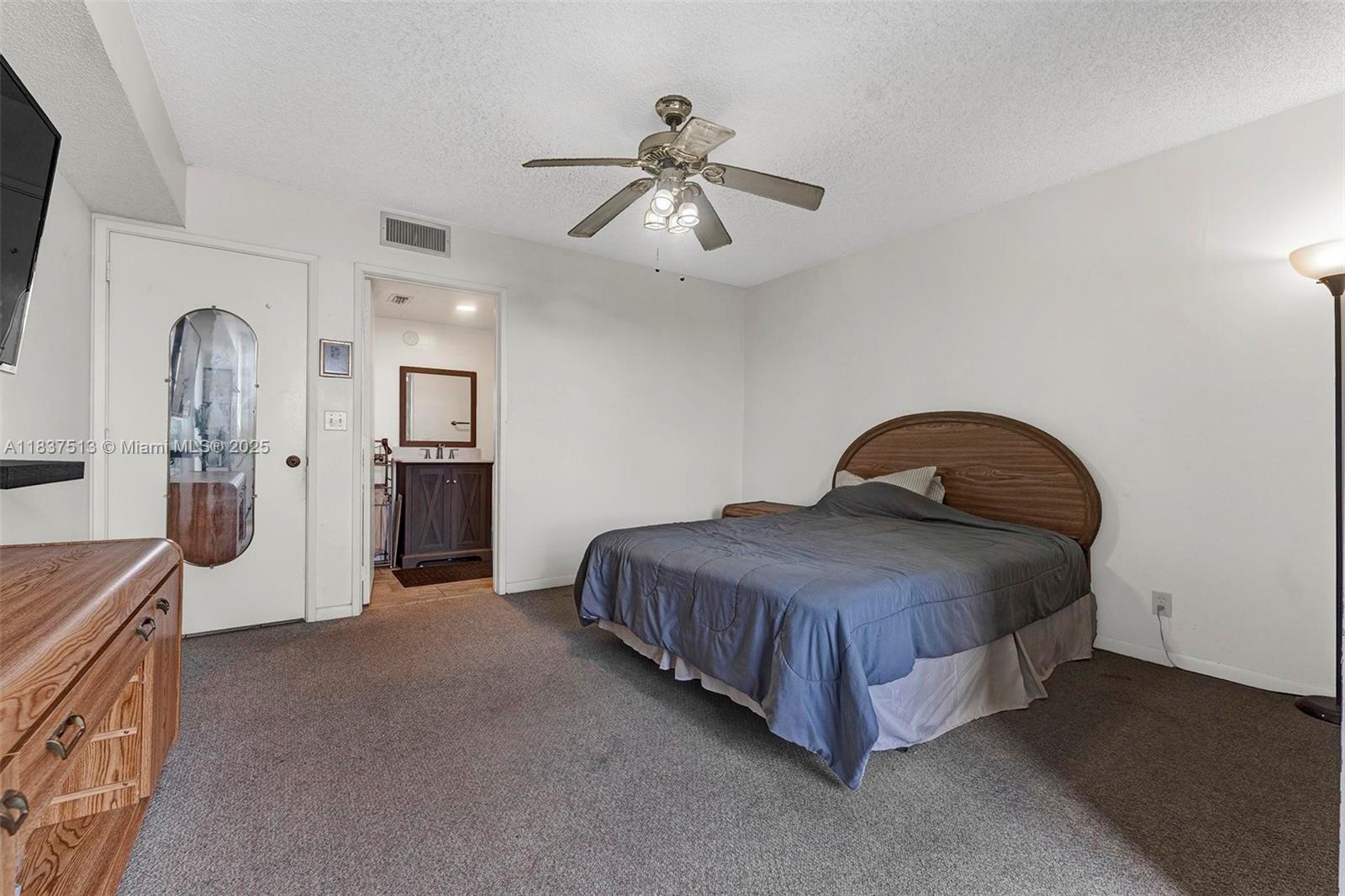 Residential, Lauderhill, Florida image 9