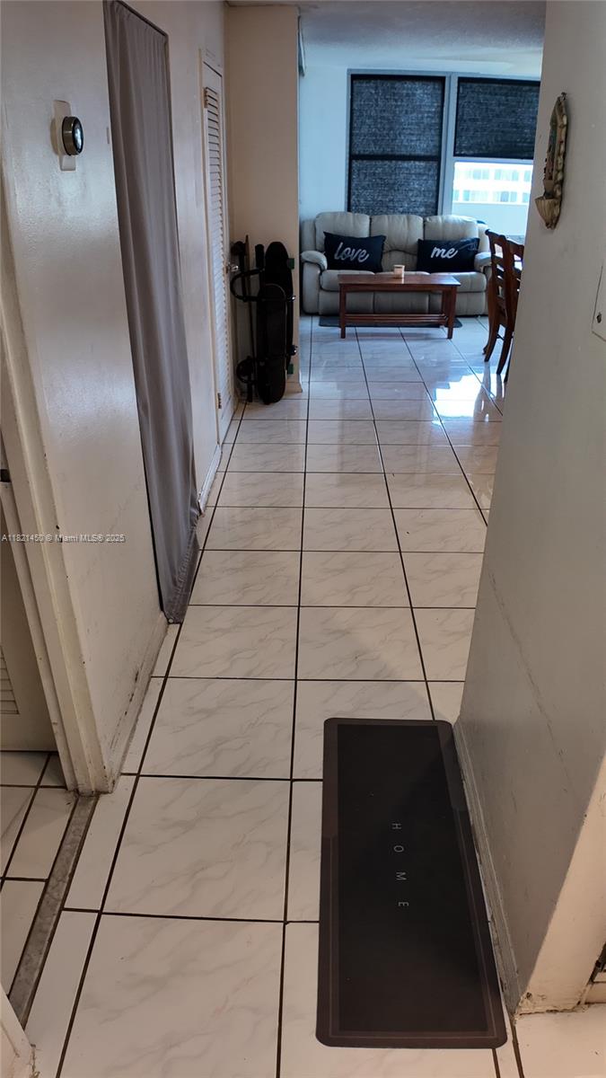 2899 Collins Ave #821, Miami Beach, Florida image 16