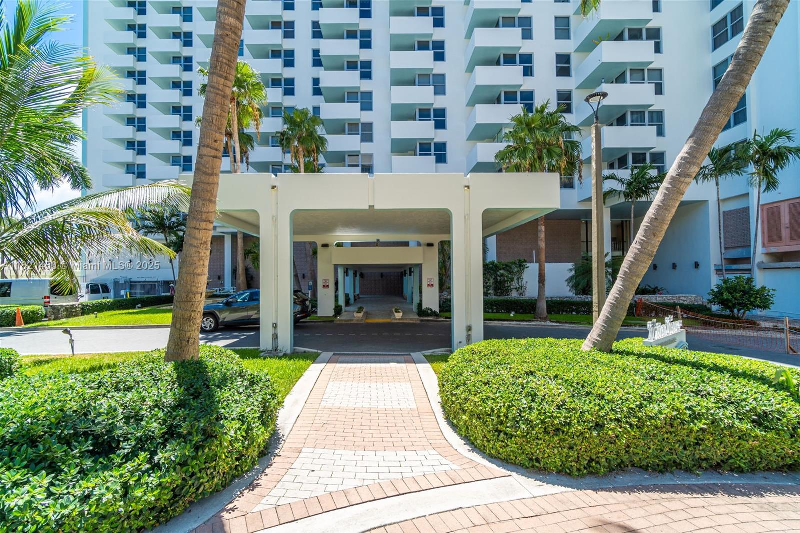 2899 Collins Ave #821, Miami Beach, Florida image 5
