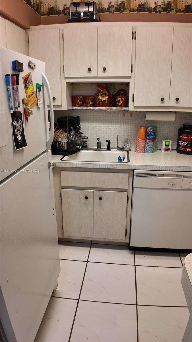 2899 Collins Ave #821, Miami Beach, Florida image 6