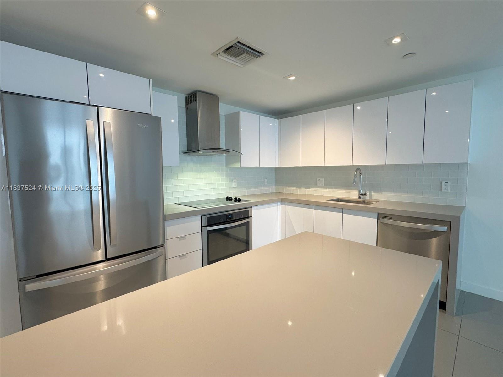 Property photo # 2