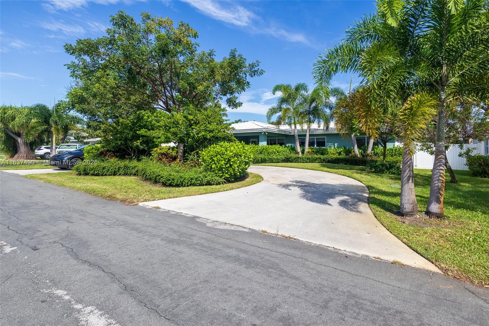 121 SE 7th St, Pompano Beach, Florida image 21