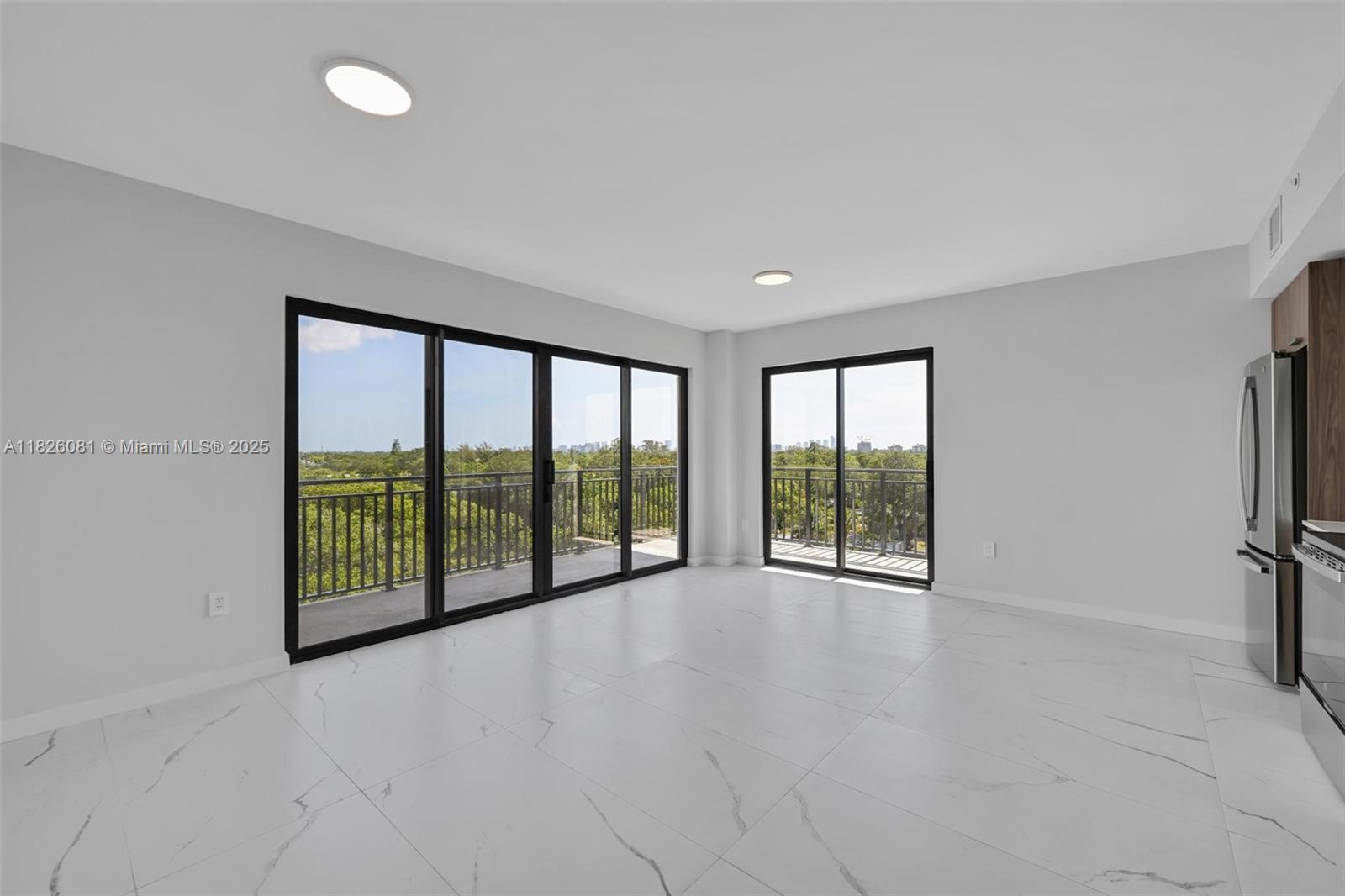 Property photo # 4