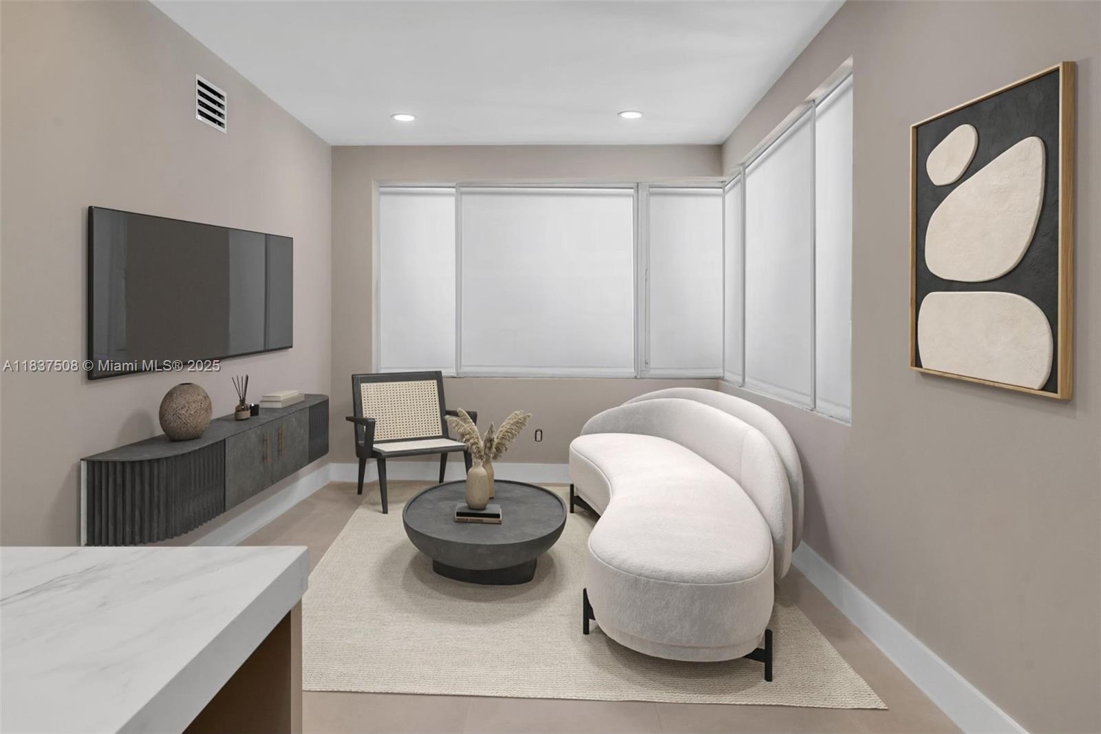 Property photo # 2