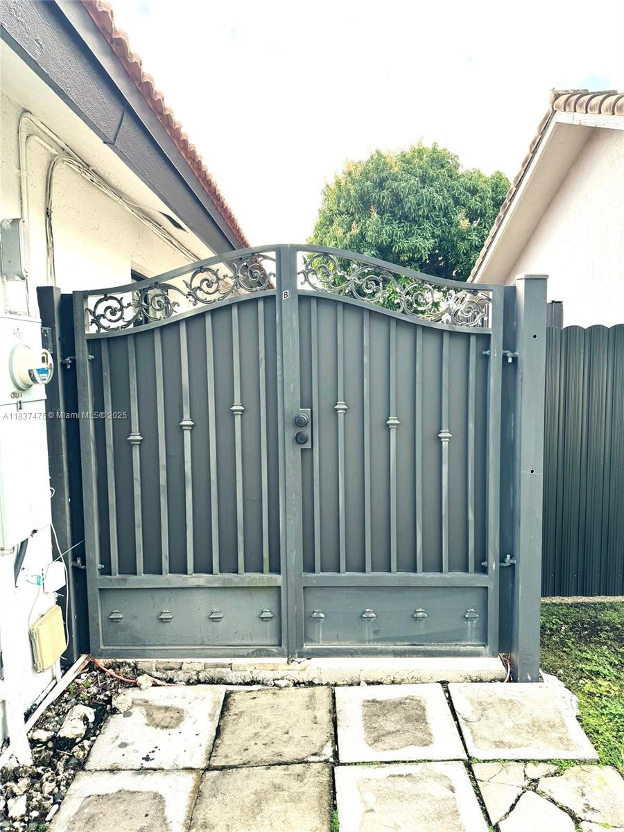 Property photo # 8