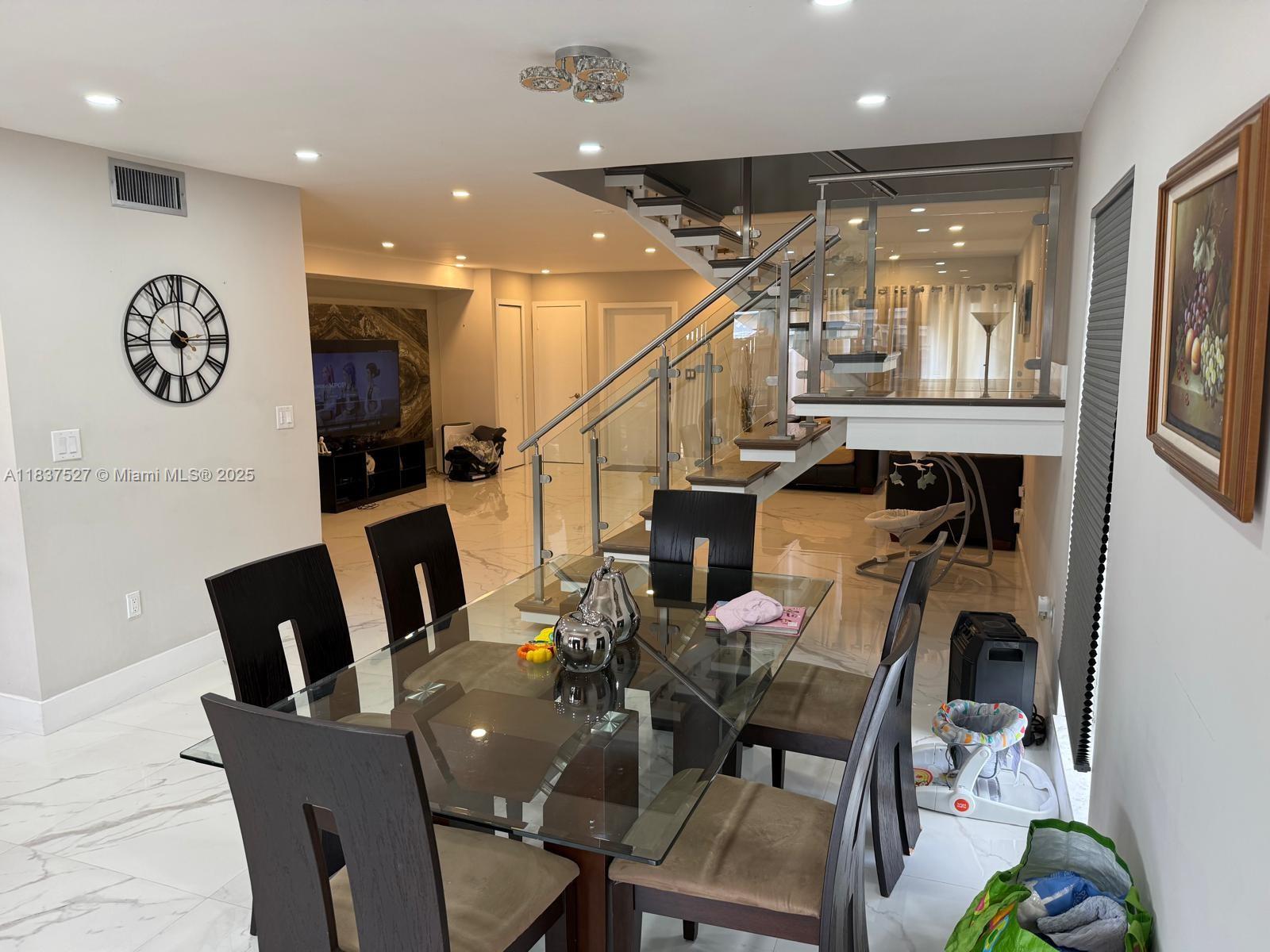 Property photo # 8