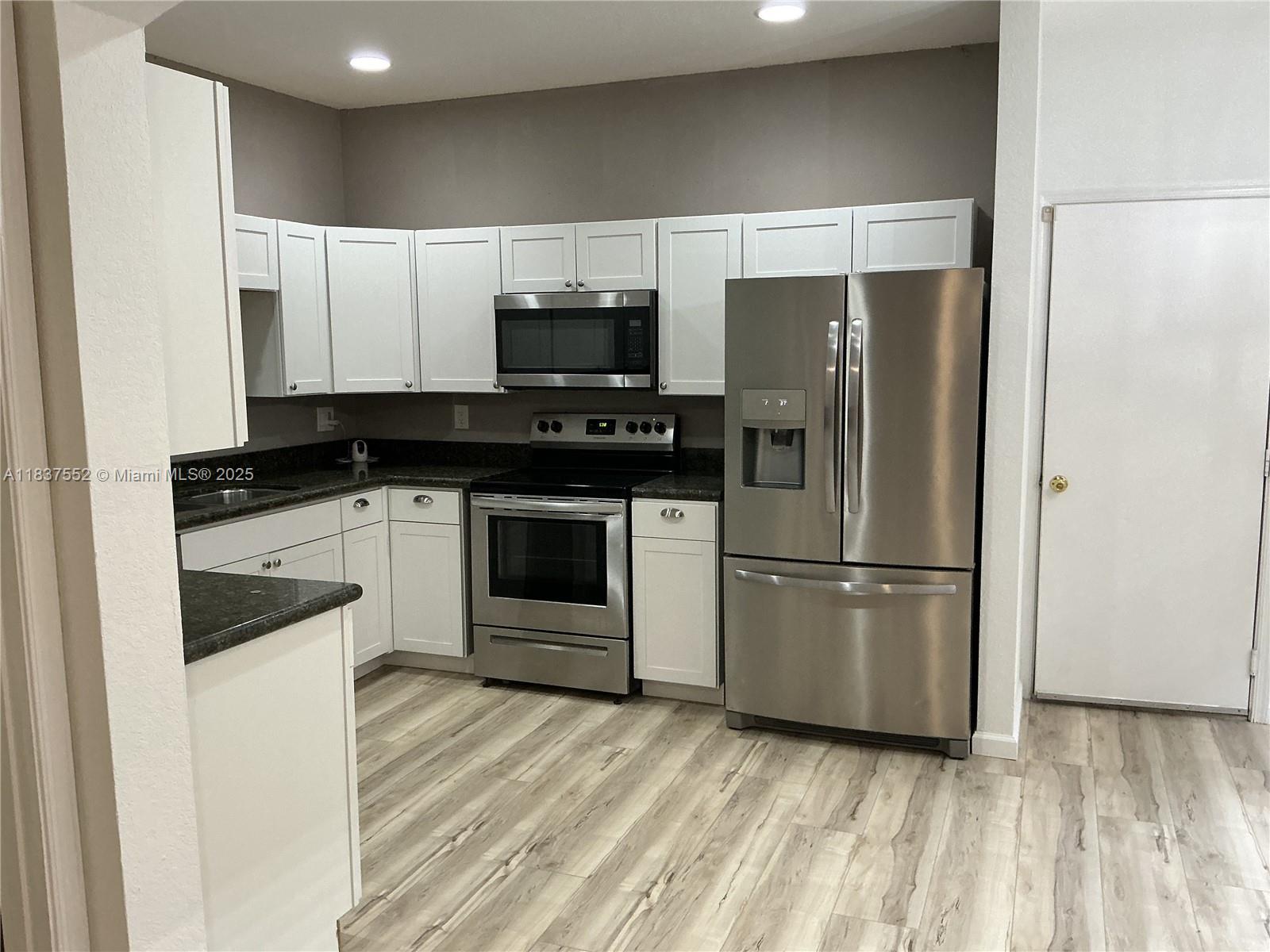 9593 Harbour Lake Cir, Boynton Beach, Florida image 18
