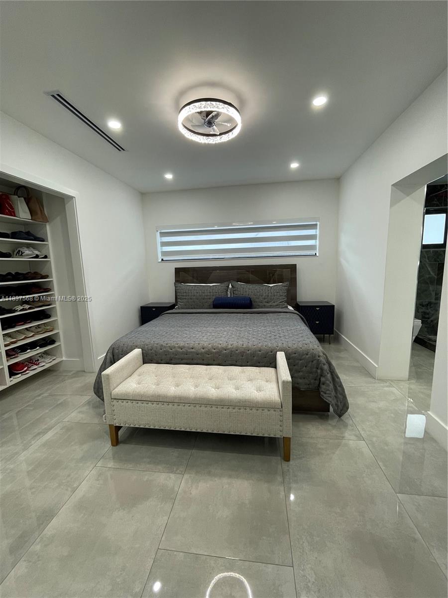 6272 NW 110th Ter, Hialeah, Florida image 14