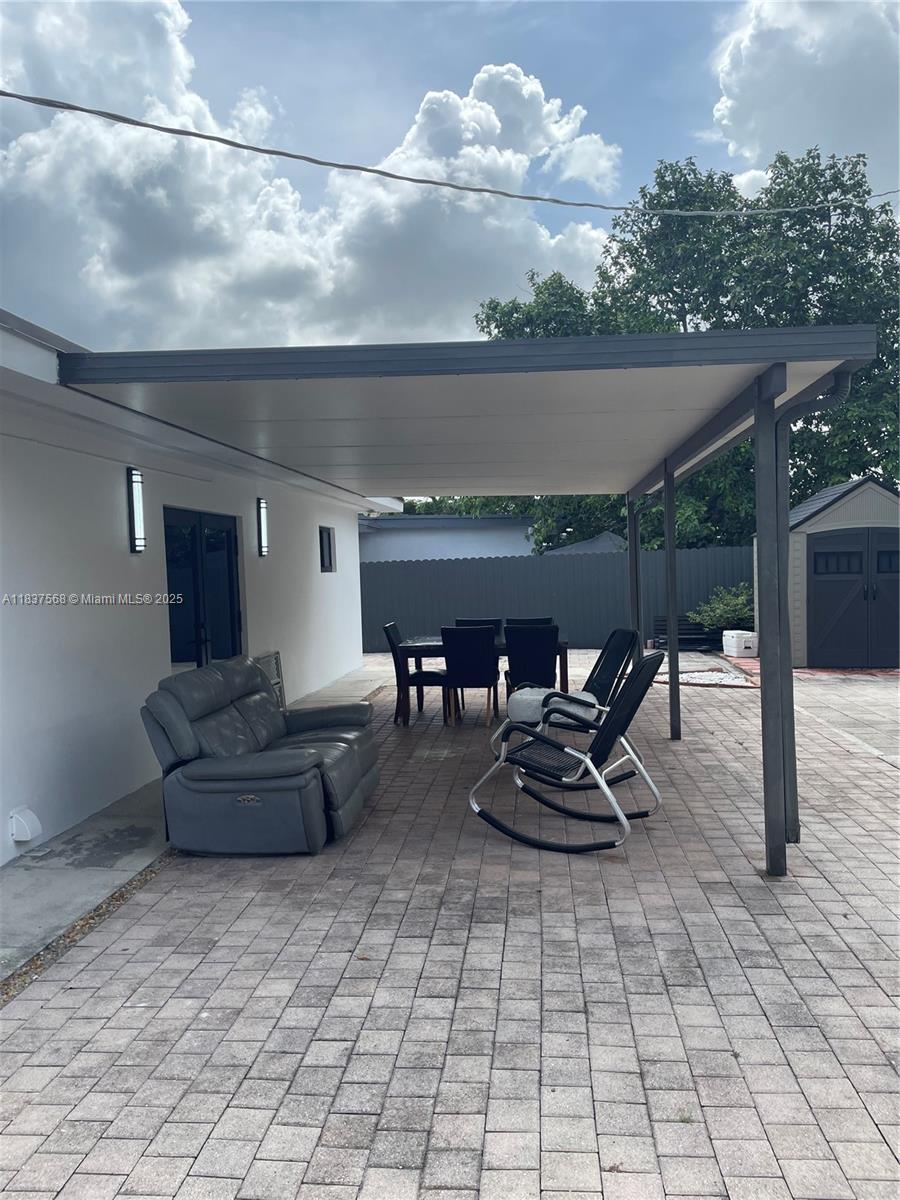 6272 NW 110th Ter, Hialeah, Florida image 39