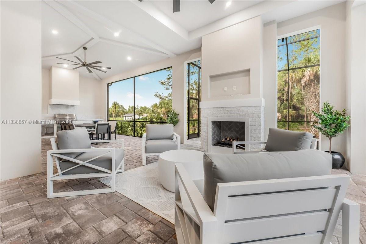 524 13th St Sw, Naples, Florida image 13