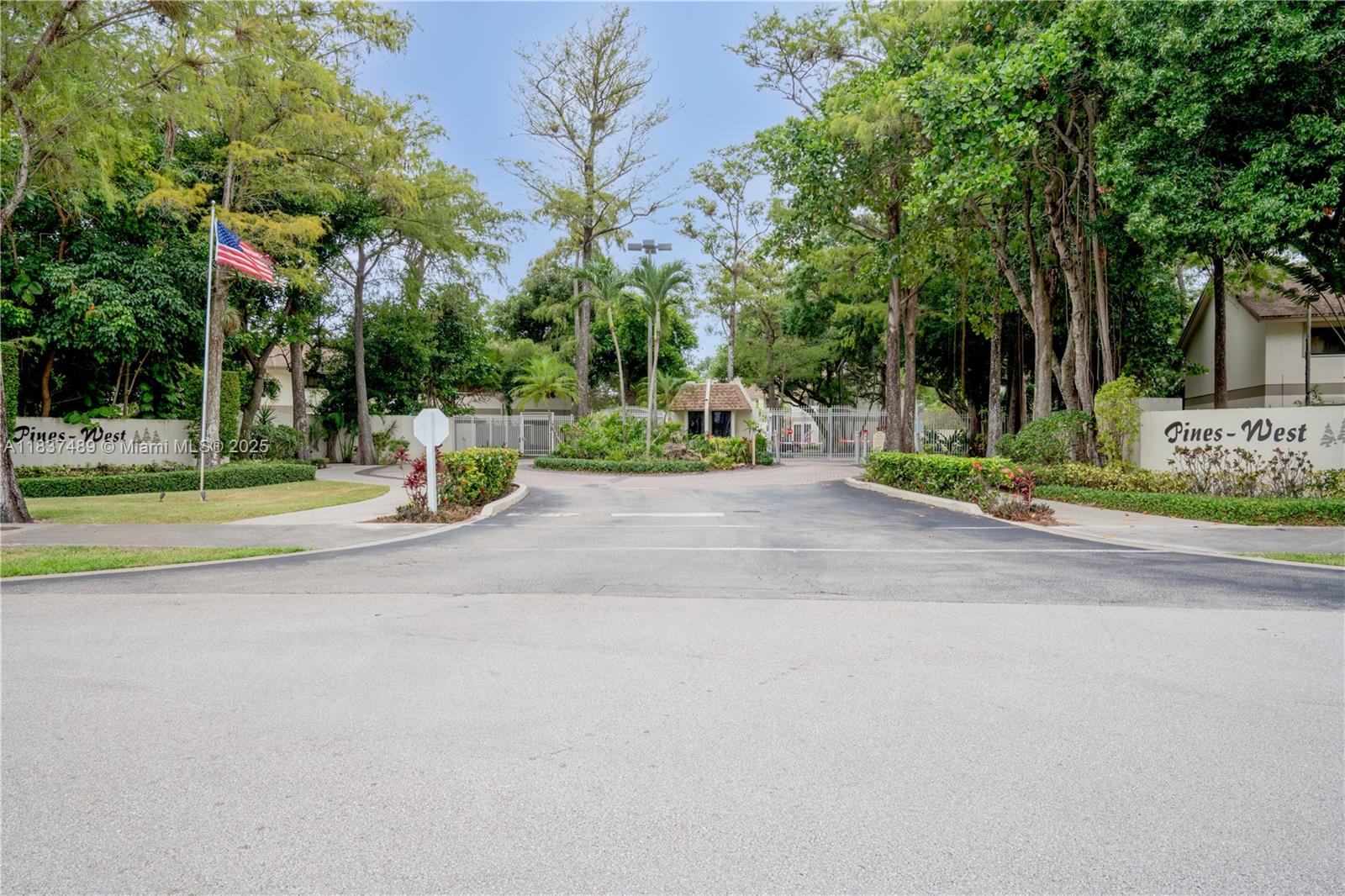 3024 S Oakland Forest Dr #3101, Oakland Park, Florida image 1