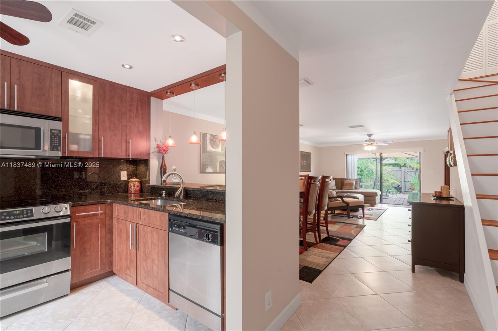 3024 S Oakland Forest Dr #3101, Oakland Park, Florida image 3