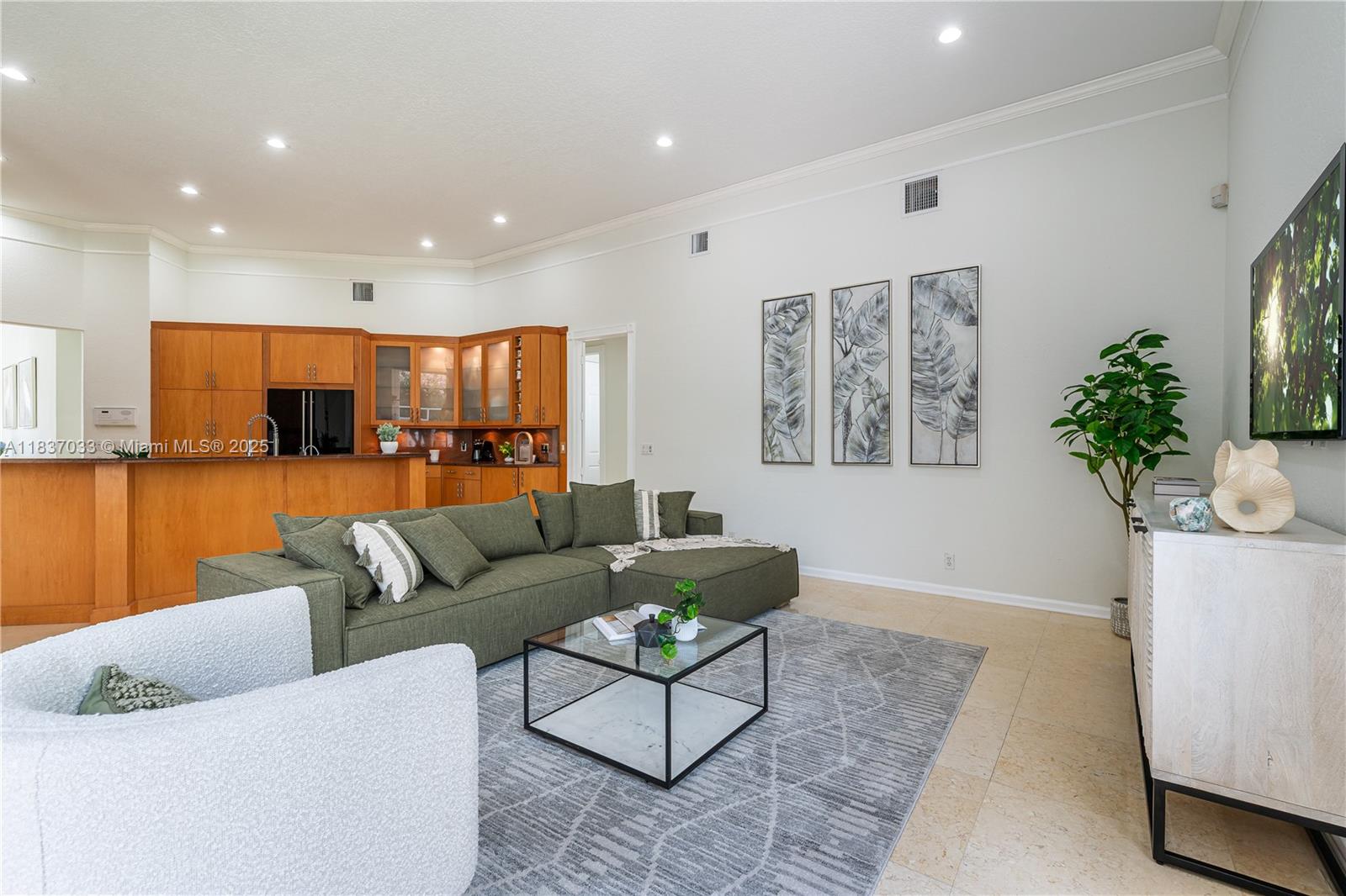 1907 NW 137th Ter, Pembroke Pines, Florida image 16